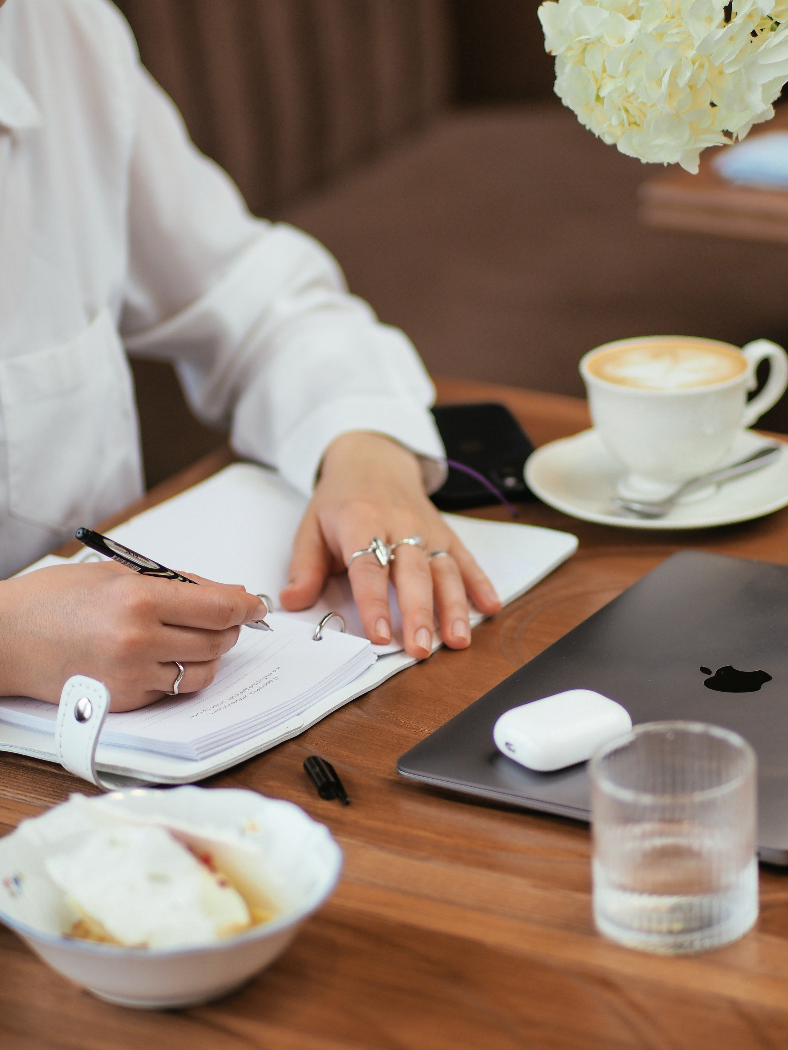 Услуги контент фотографа для продвижения товара на маркетплейсах. Студия контента «СВОЕ МЕСТО»
