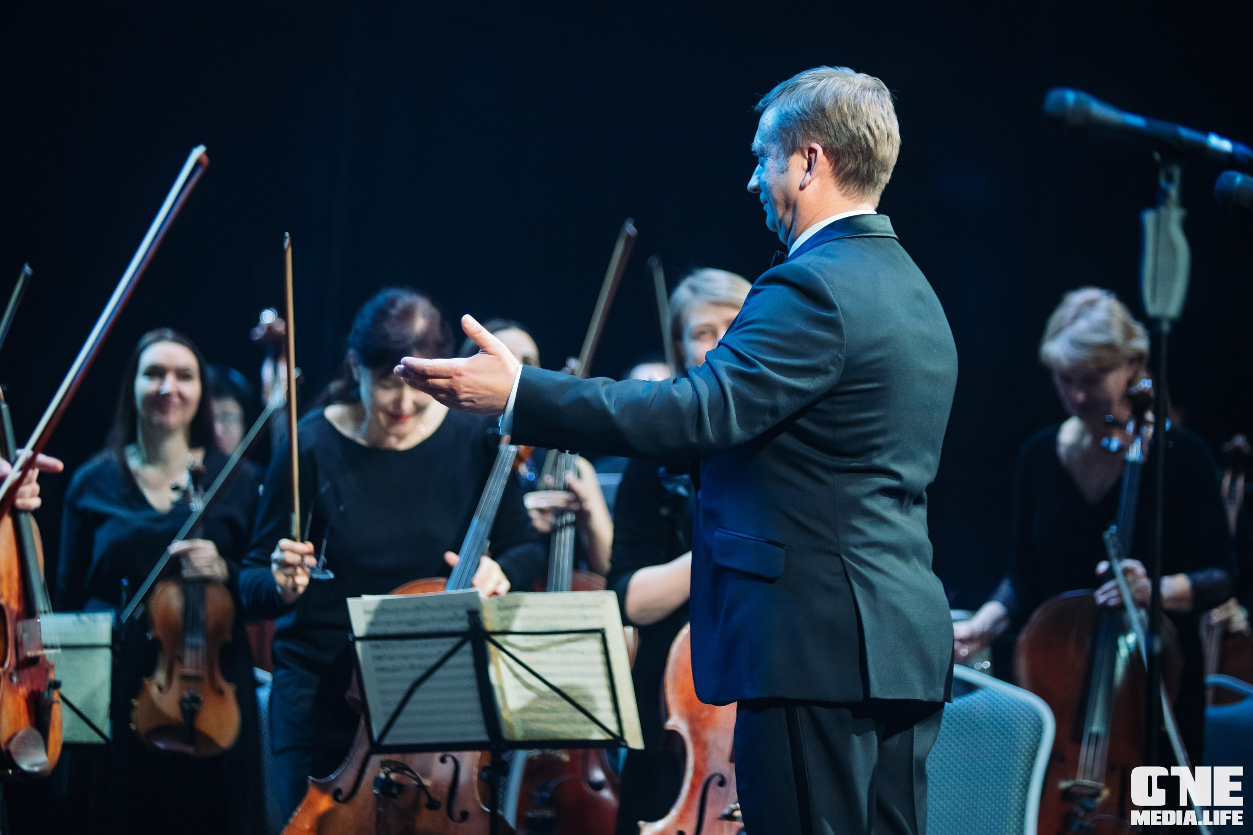 Концерт 8 марта в Янтарь холл. One Media Life: фоторепортажи, фотоотчеты с мероприятий и заведений