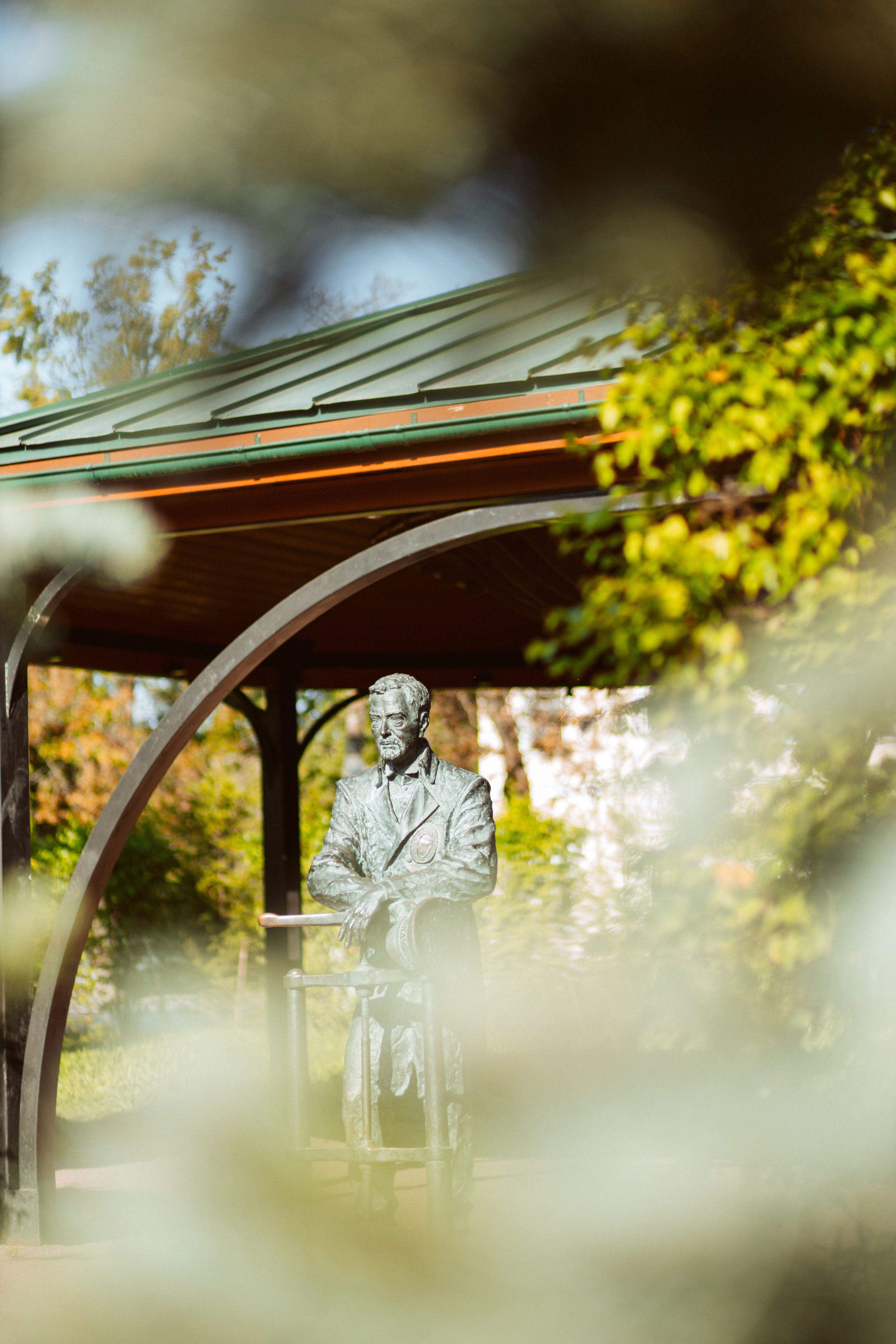 ФОТОСЕССИЯ В ПЕТЕРГОФЕ. ГДЕ СНИМАТЬ В ПЕТЕРГОФЕ