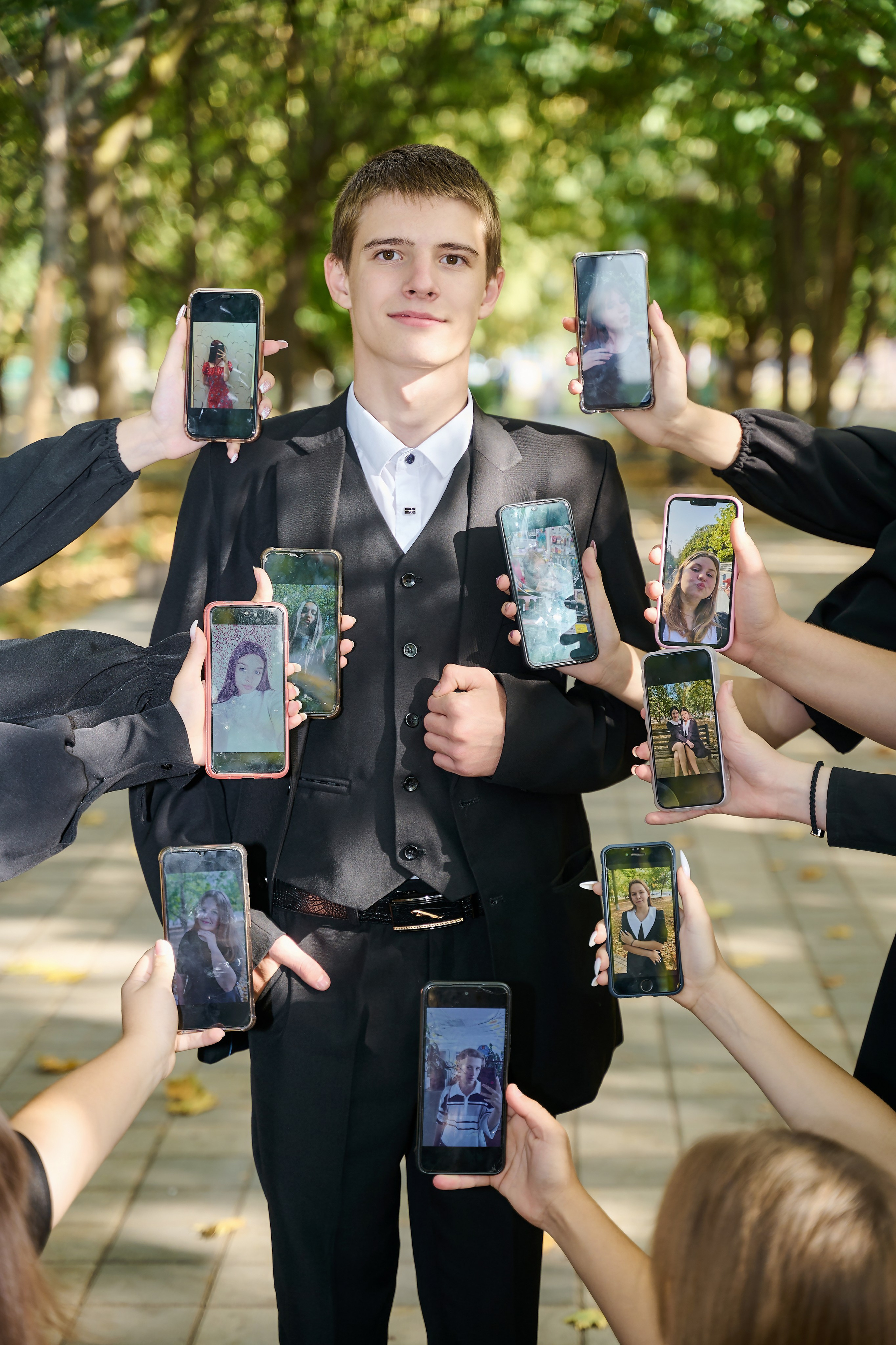 Фотосессия 9А класс СОШ 12. Школьный и семейный фотограф/видеограф в г. Курганинске