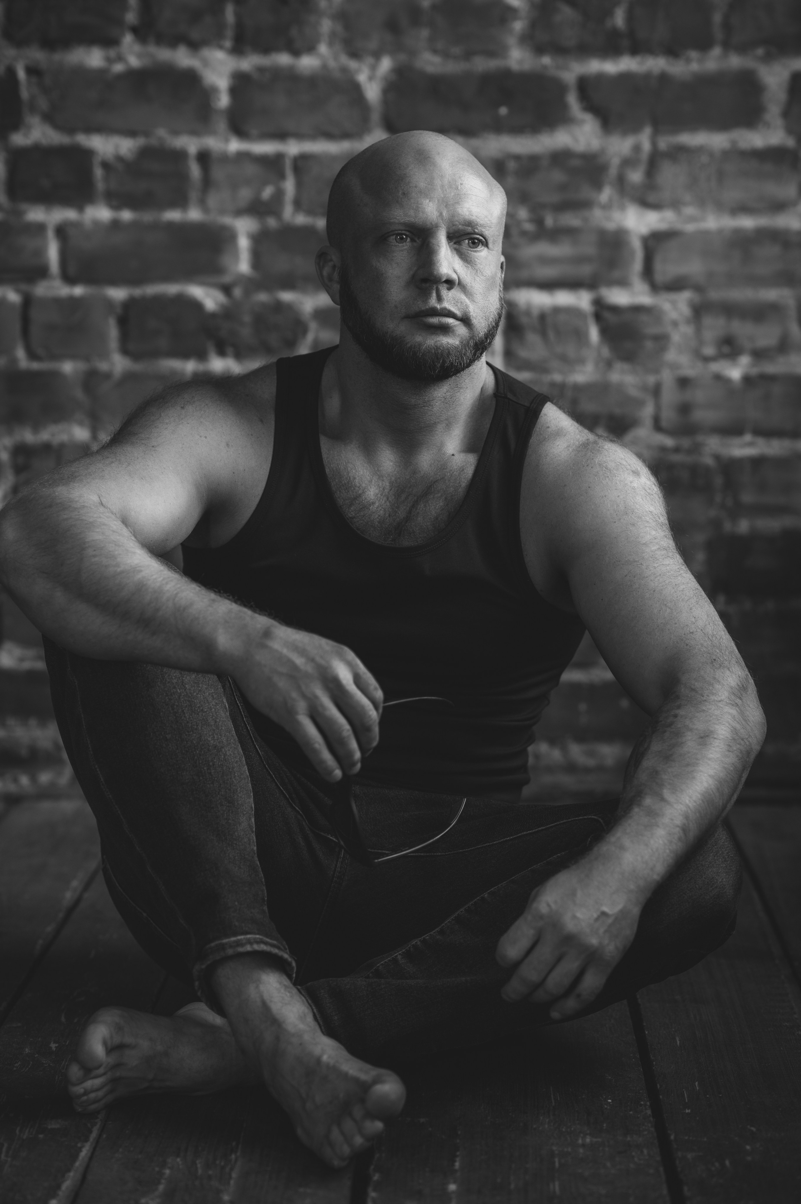 Мужской портрет в студии. Фотограф в Саратове для всей семьи Бечина Диана