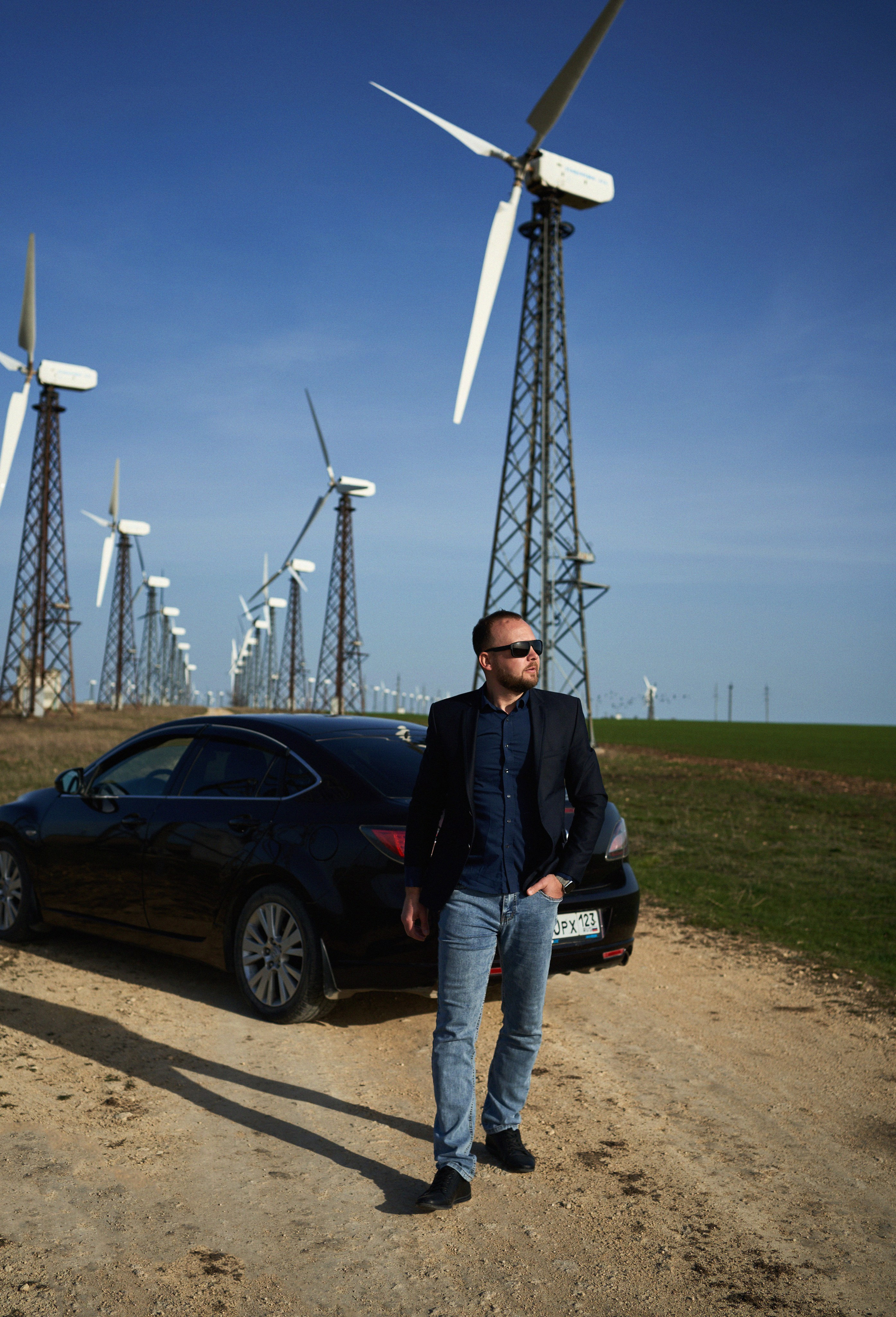 Мужская фотосессия в поле. Фотограф Зайцева Надежда. Фотосессия в Евпатории.