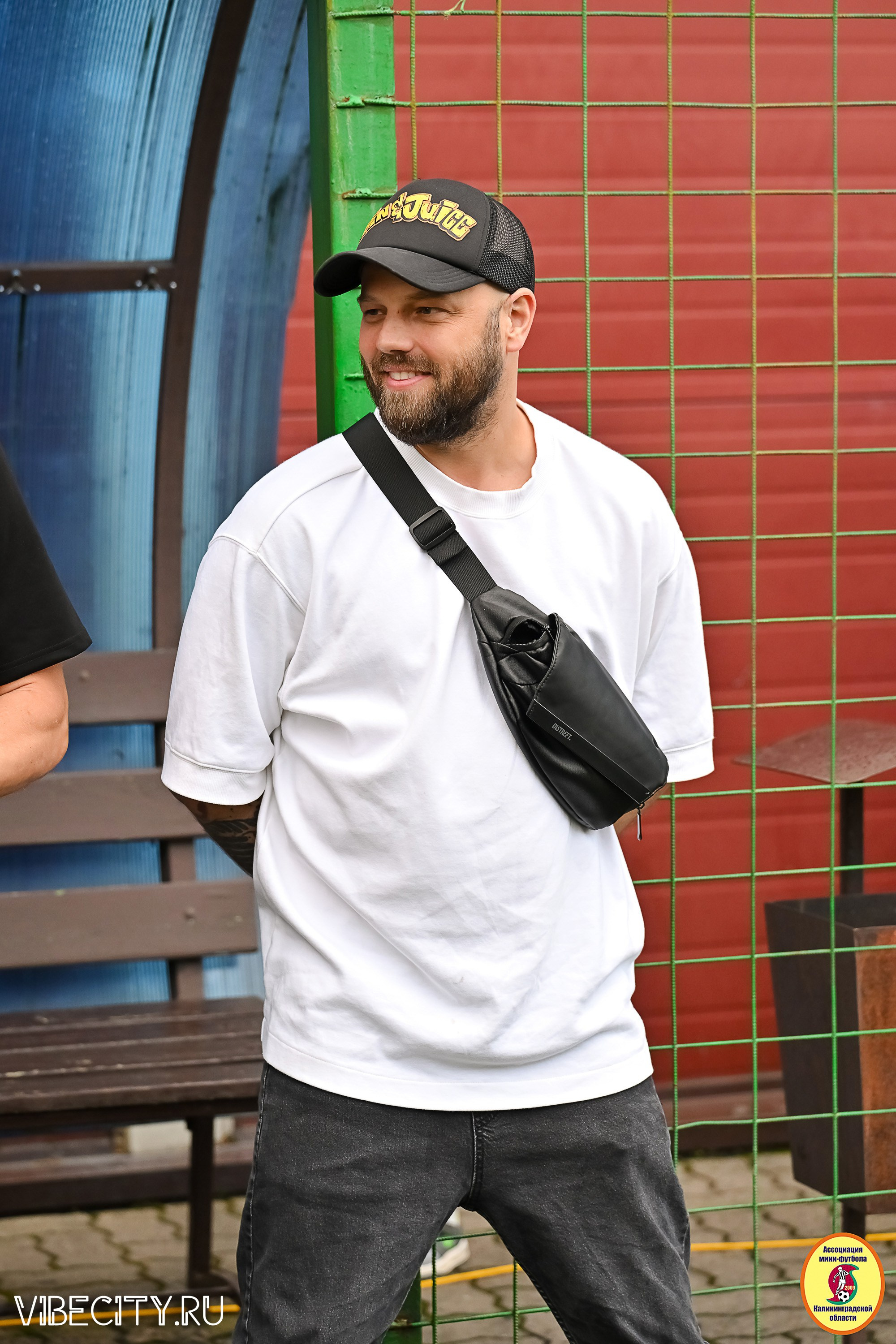 ИГРЫ МИНИ-ФУТБОЛЬНОЙ И КОРПОРАТИВНОЙ ЛИГИ. VIBECITY.RU Вайб Сити Ру Фоторепортажи Фотоотчеты Калининград