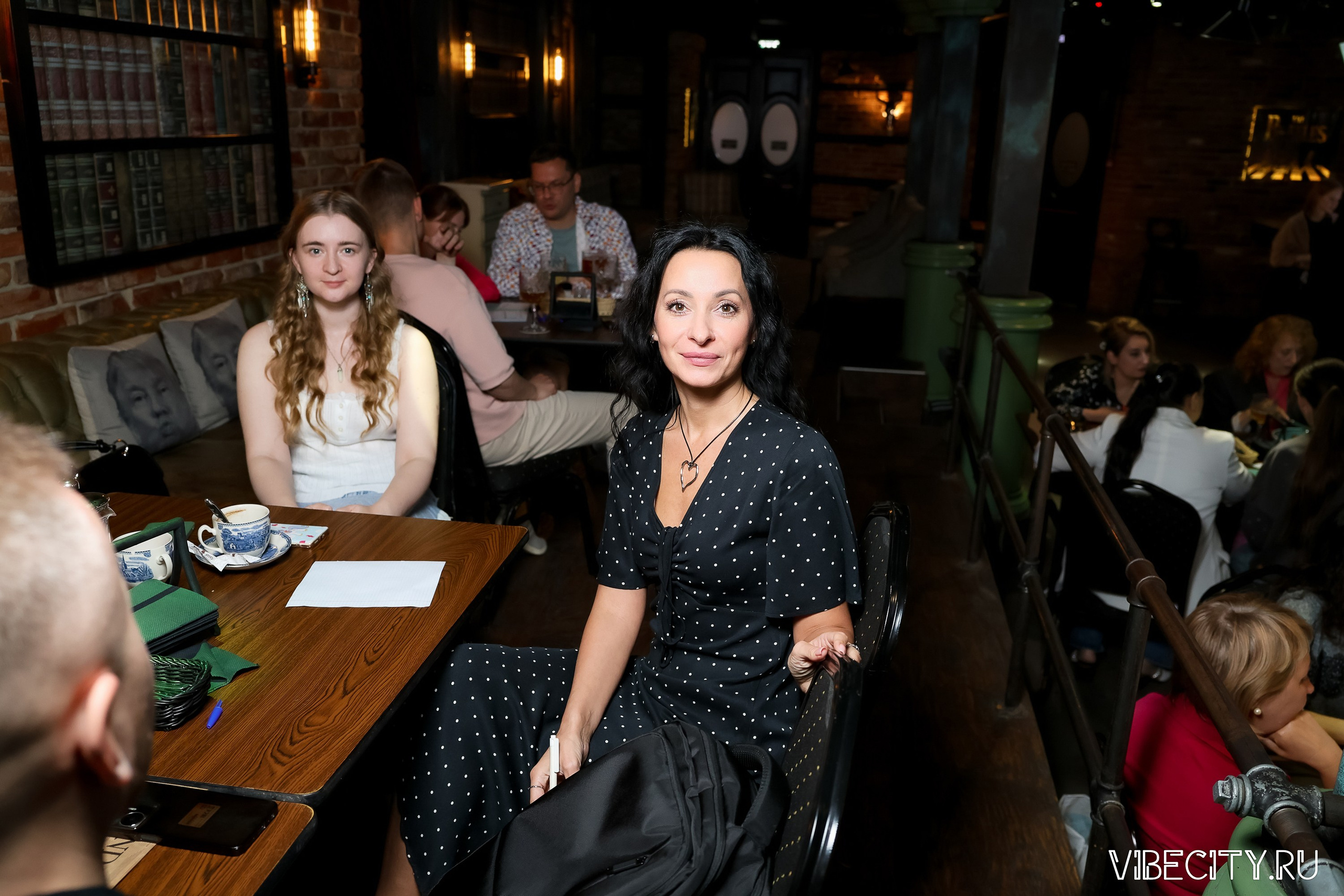 КВИЗ WHOIS. VIBECITY.RU Вайб Сити Ру Фоторепортажи Фотоотчеты Калининград