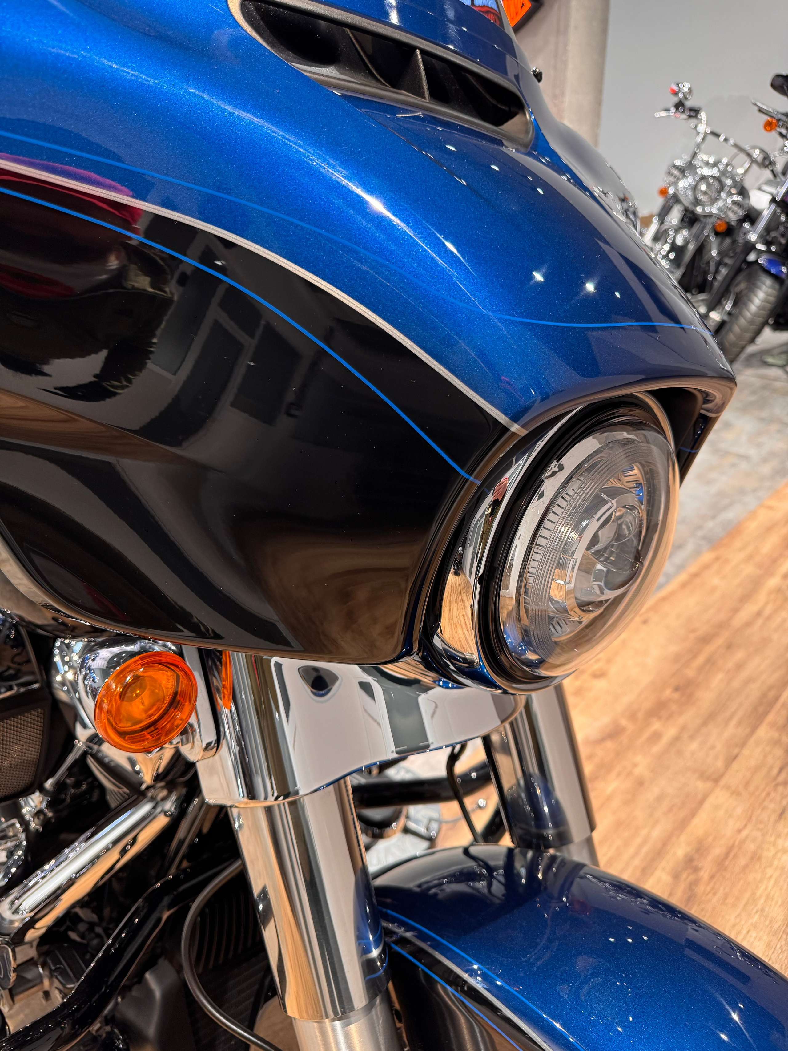 Harley Davidson Electra 2018 Street Glide (Коллекция 115) 8К — купить мотоцикл. Hello Davidson, Москва. Только хорошие мотоциклы…