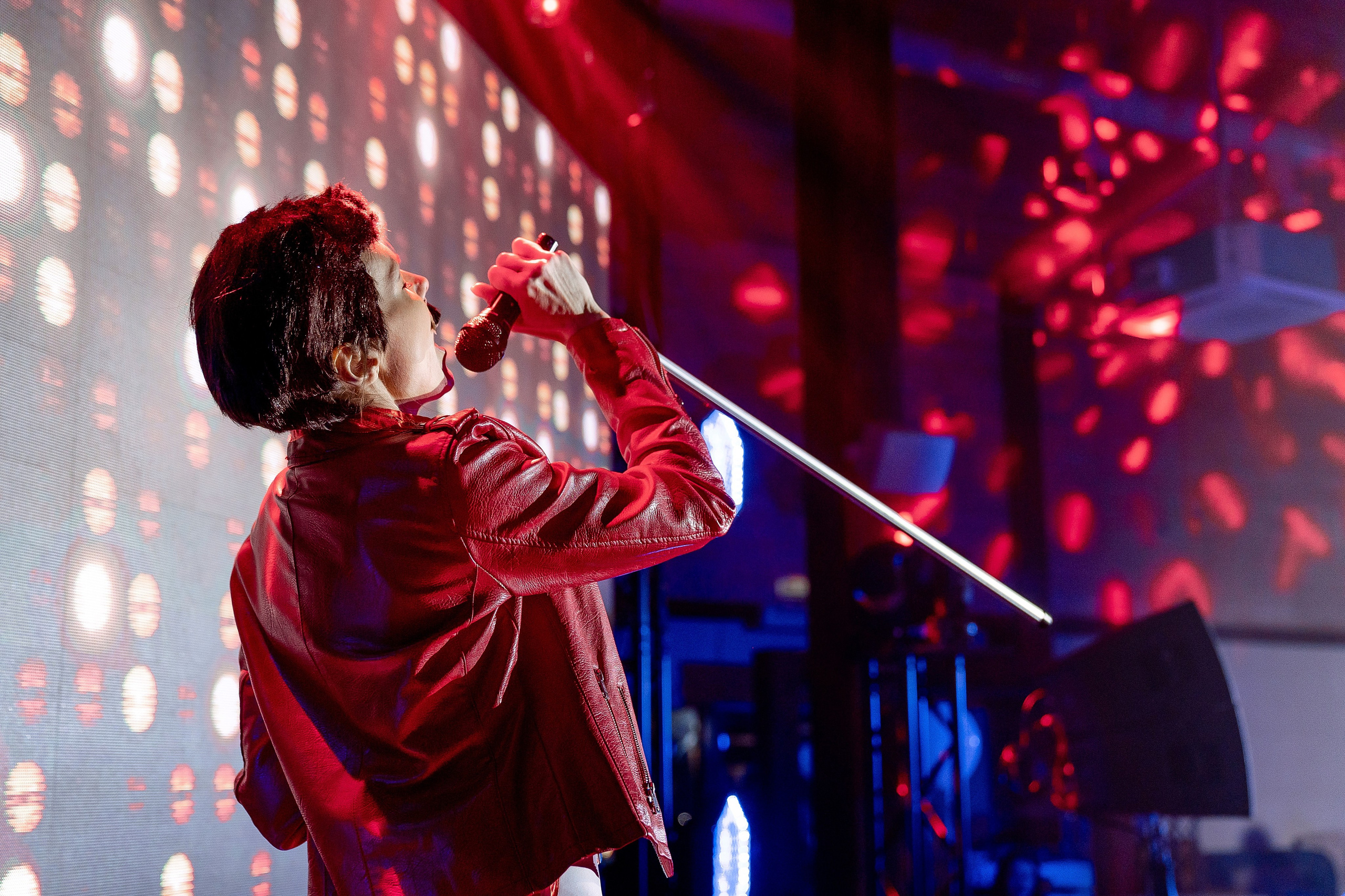 • корпоратив «АВЕНЮ». Фотограф, индивидуальные женские, мужские фотосессии в Ростове-на-Дону