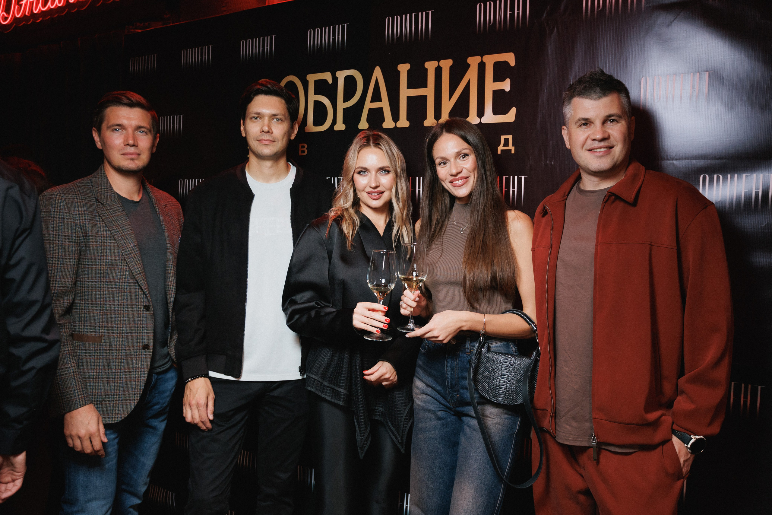 СОБРАНИЕ ЗВËЗД. СВОИ. ФОТООТЧЕТЫ-СОБЫТИЯ-МЕСТА