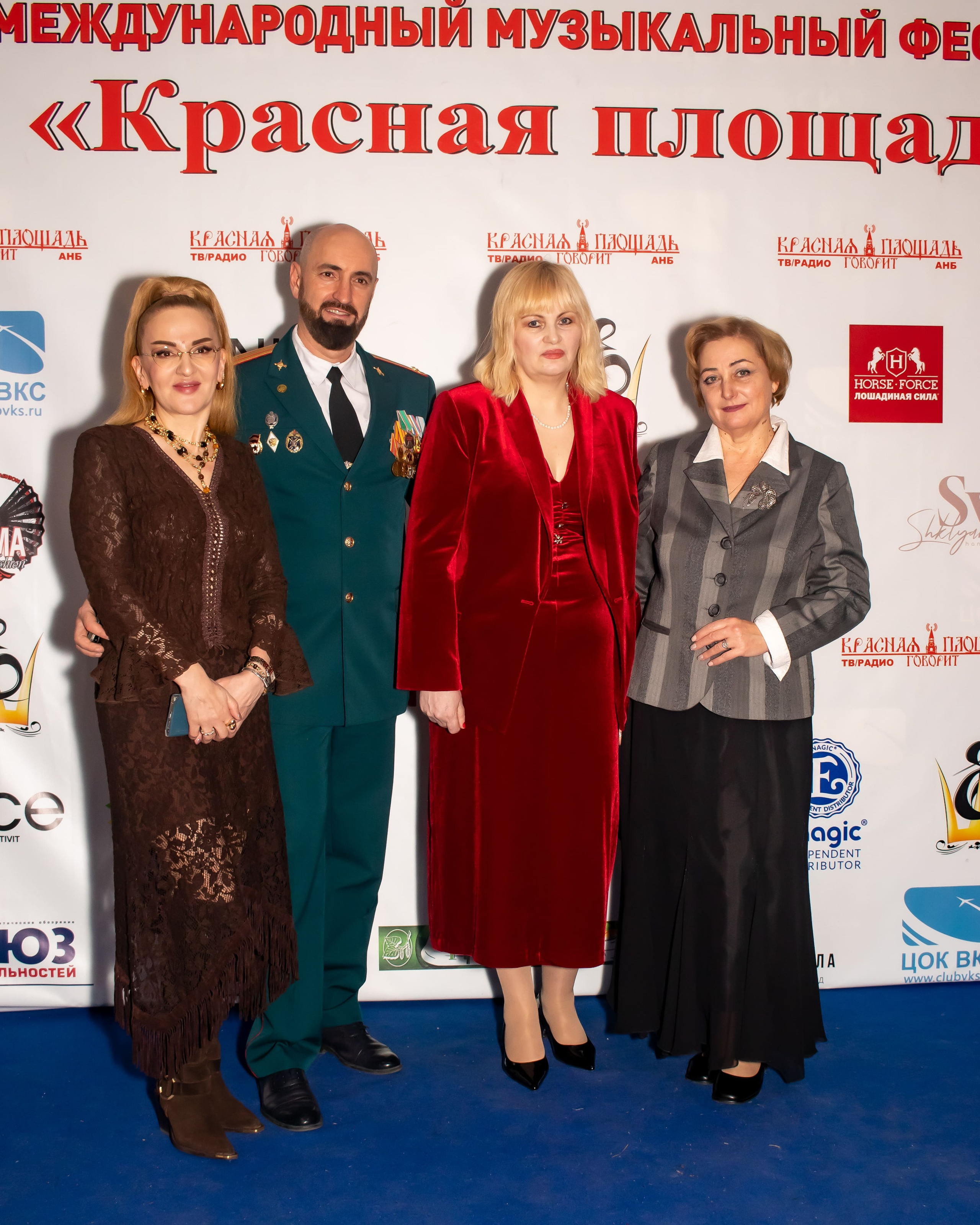 Афиша фестиваля «Красная площадь» с участием фотографа Карасёвой Елены