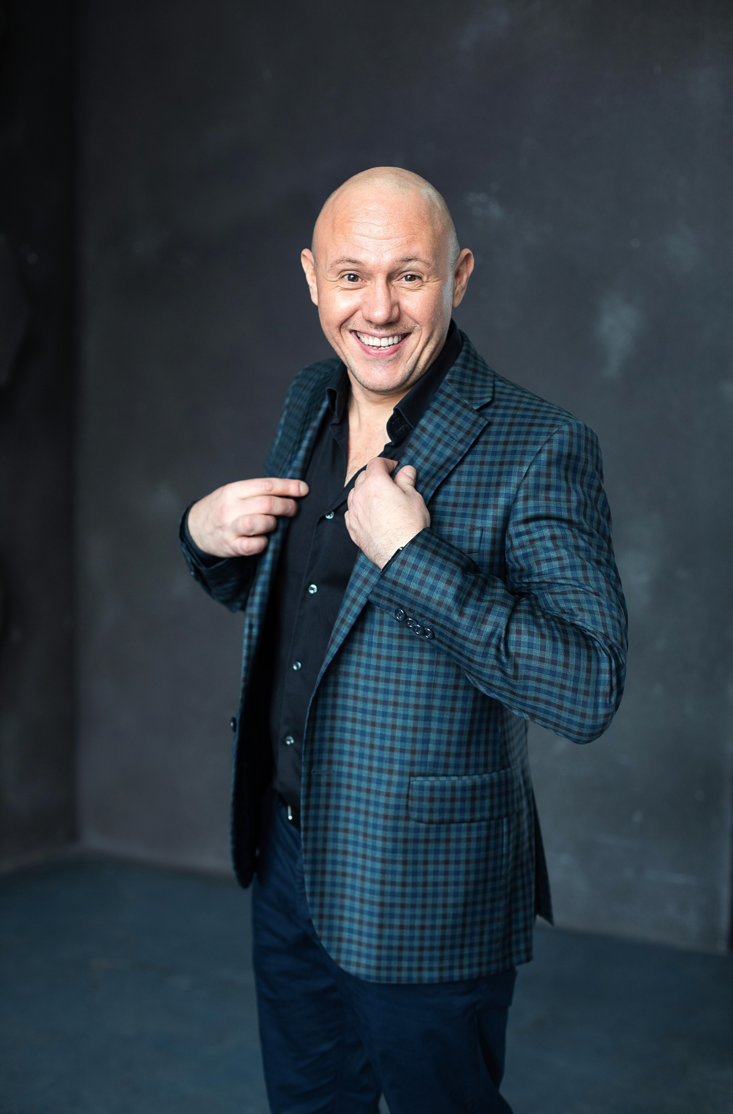 Мужской портрет эксперта. Фото/Ретушь/Обучение