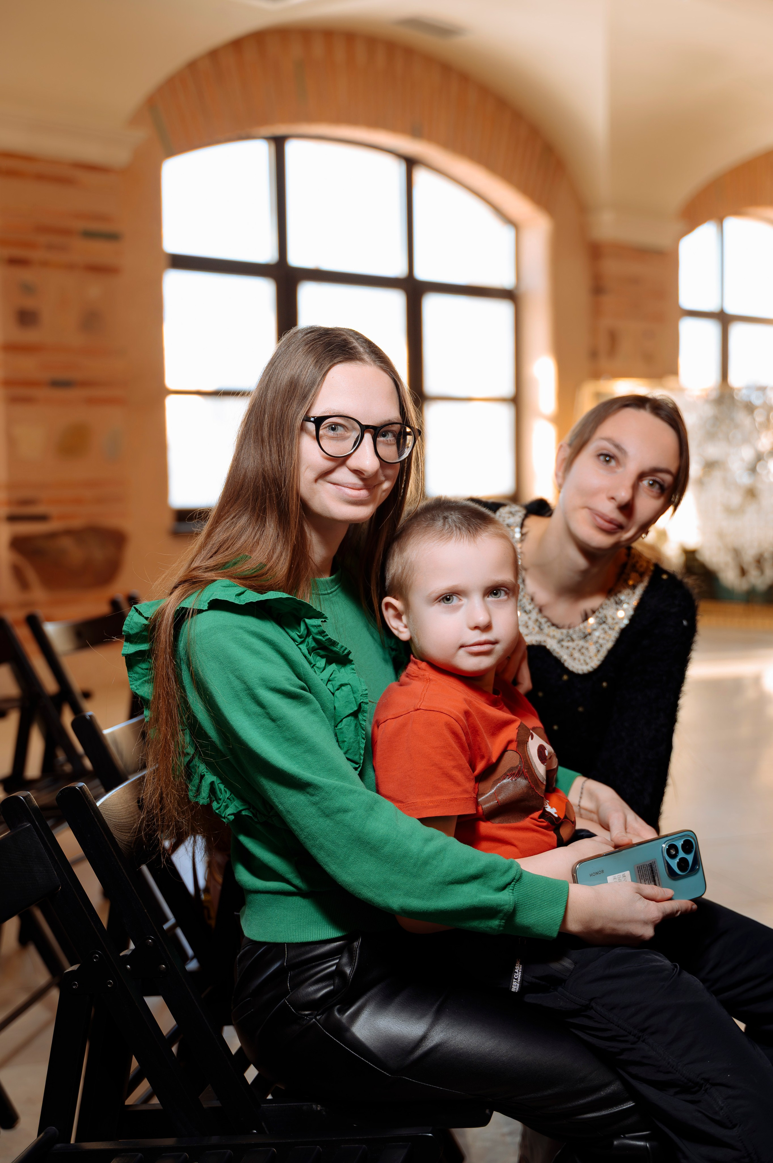 ФАН встреча участников проекта FACTOR.BY: Ибрагима Карасова и Шамхала Хачатуряна. Фотограф Беларусь — Ольга Шаповалова (Жардецкая)