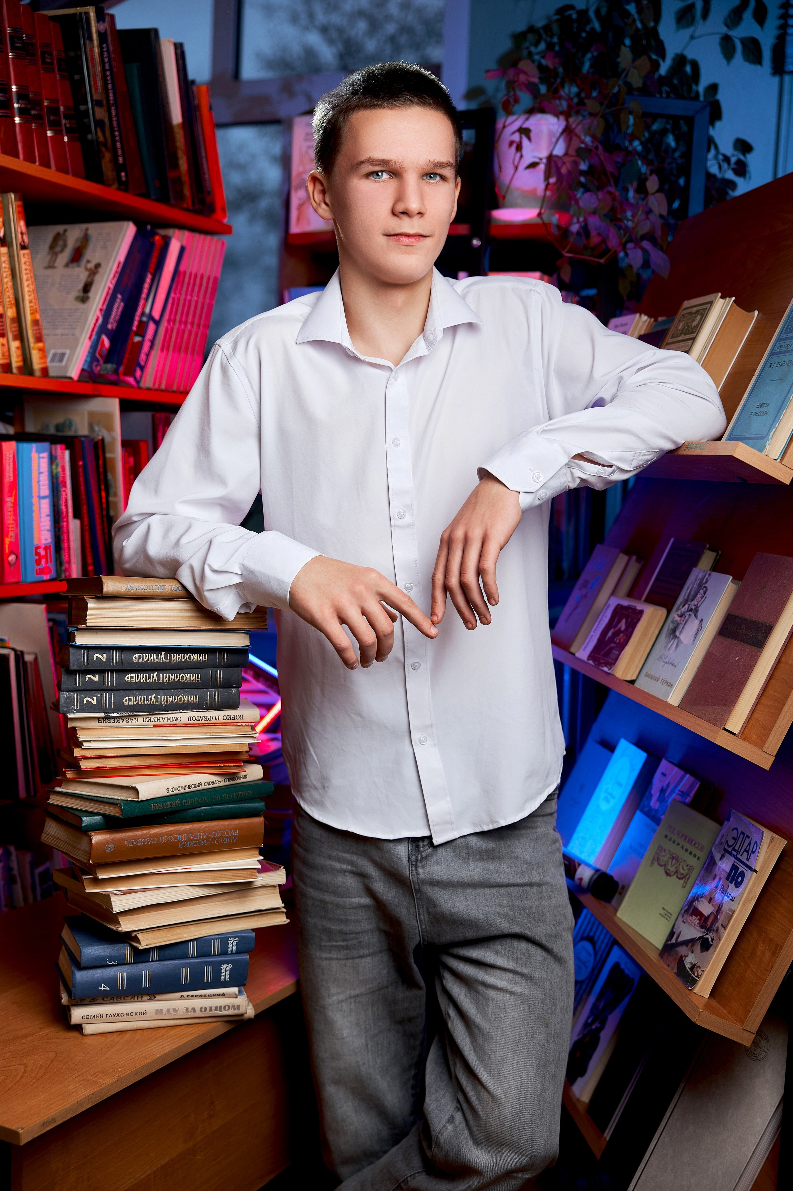 9 — 11 классы. Выпускные альбомы в Рыбинске и Ярославле