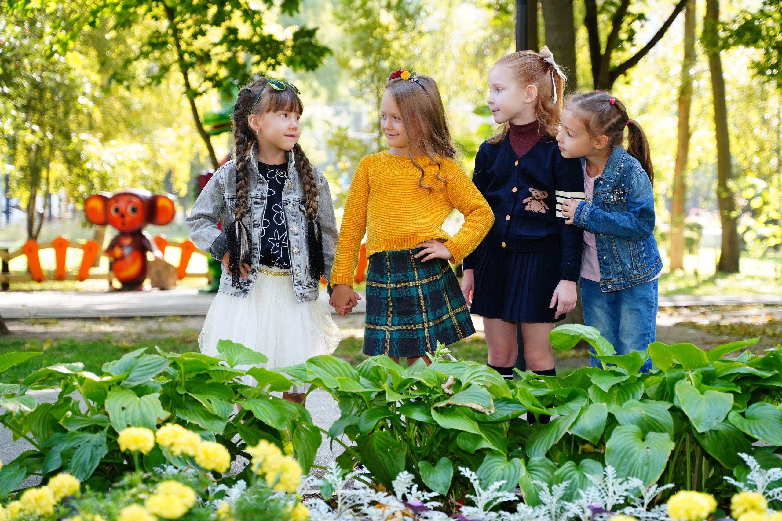 MEMENTO.Выпускные альбомы, школьные, юбилейные и другие книги. Ростов-на-Дону