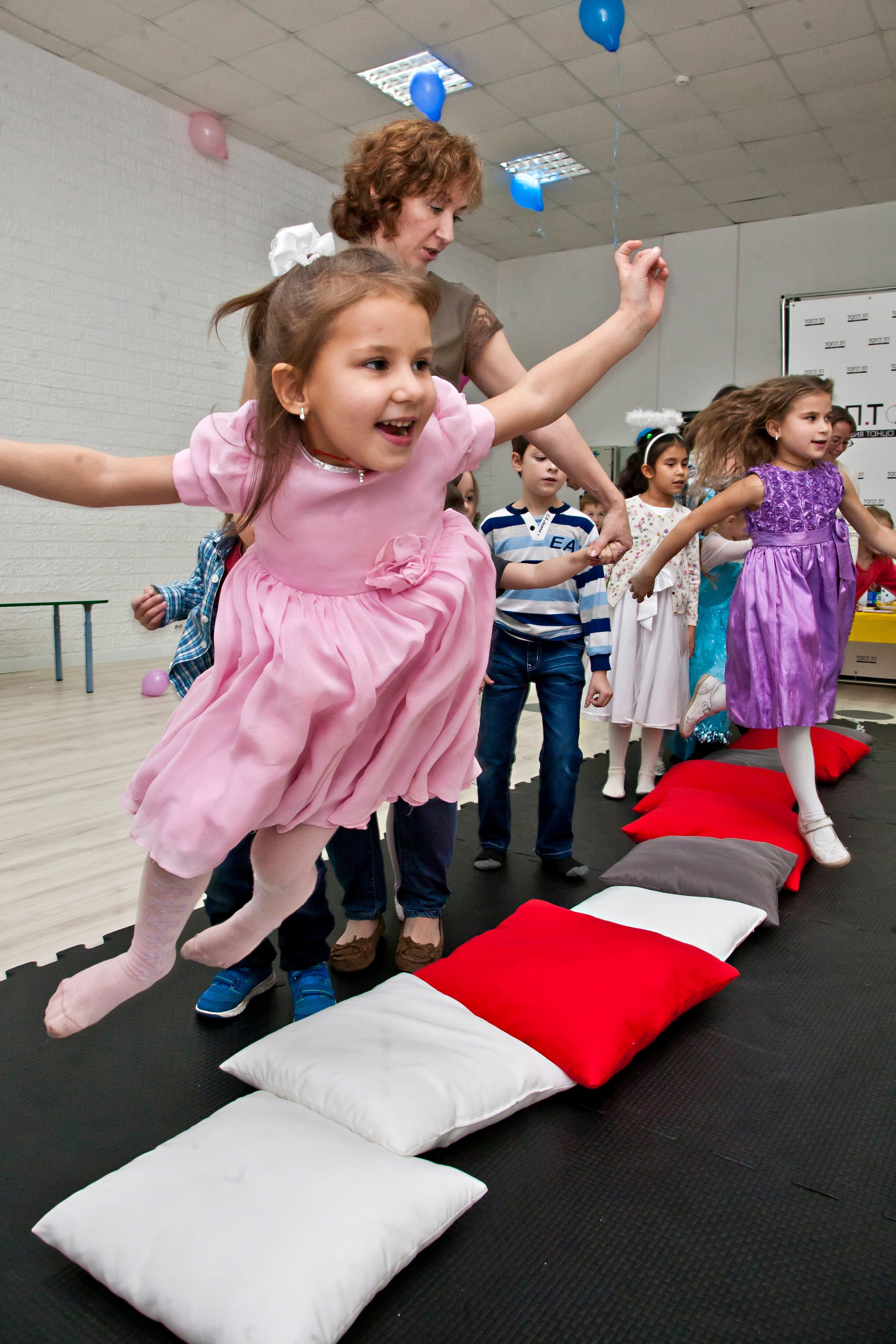 Детский День рождения. Семейная фотосессия и съёмка в школе СПб Сударикова Мария