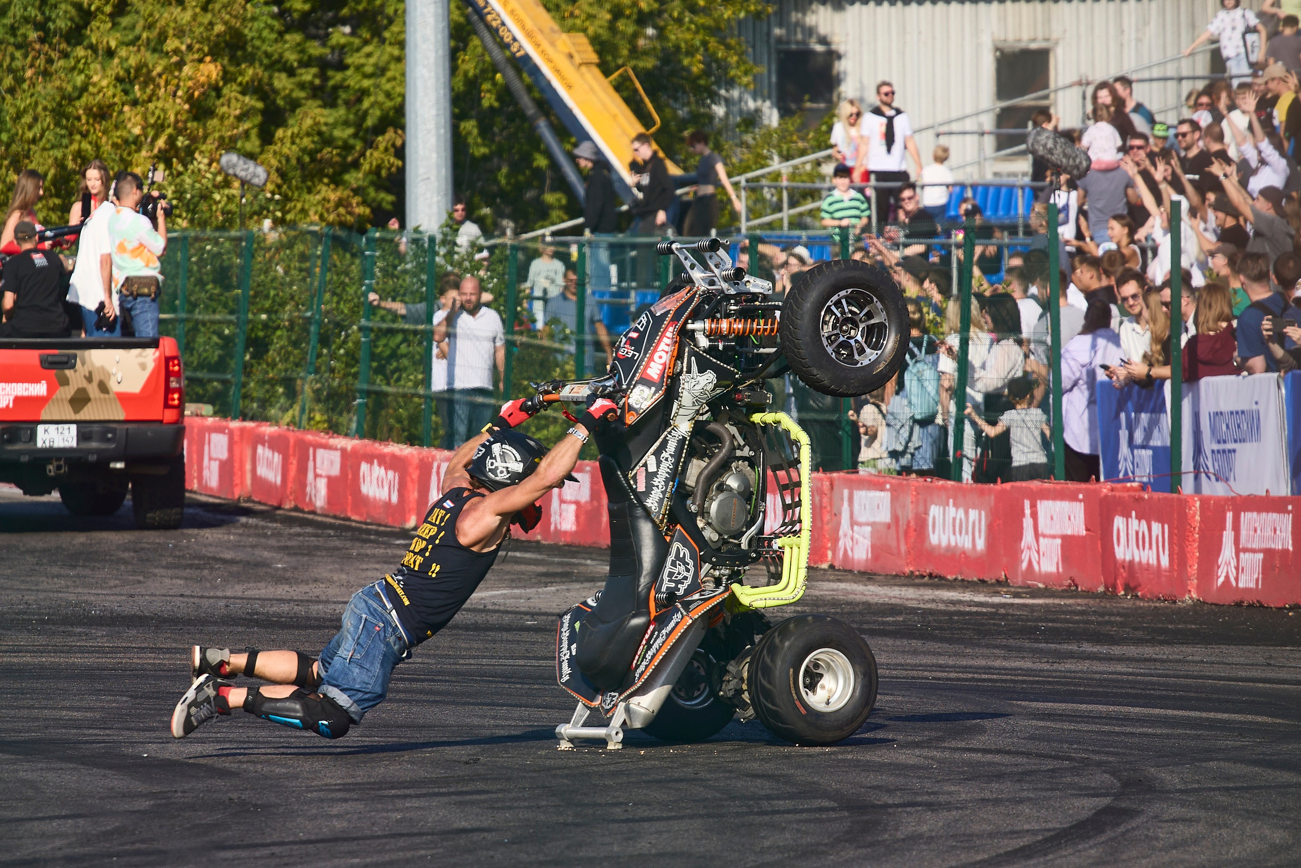 Это было невероятно! 🔥 Фестиваль технических видов спорта в Москве завершился, и два дня пролетели на одном дыхании!Мощь моторов, скорость дронов, визг шин и восторг зрителей — именно так выглядели 6-7 сентября 2025 года. Спасибо каждому гостю, пилоту и организатору, кто создал эту неповторимую атмосферу драйва и технологий! 💨Уже скучаем по этому адреналину! Ждем вас в следующем году — будет еще круче!#ФестивальТехноСпорта #Москва2025 #Итоги #Спасибо #Адреналин