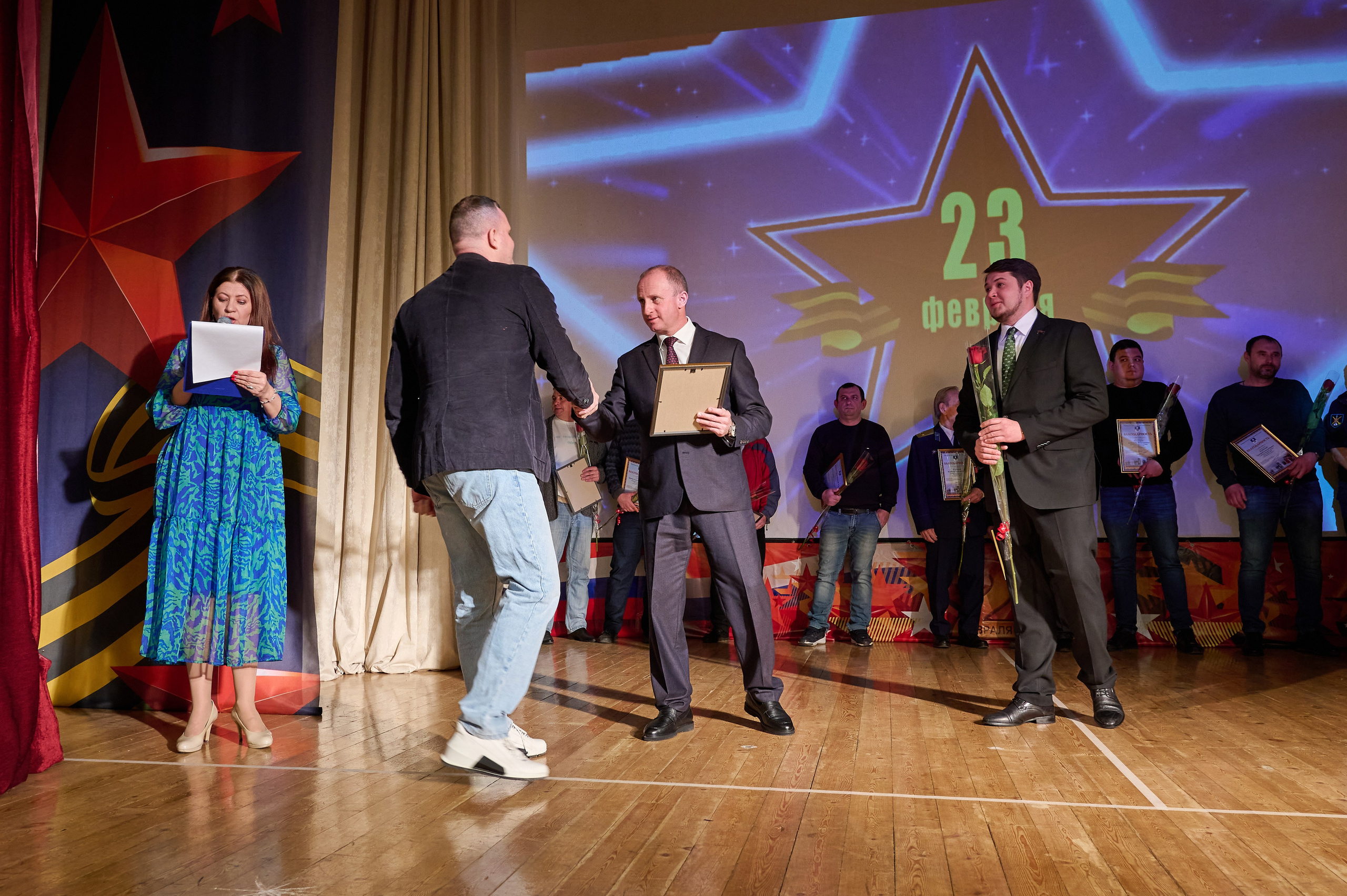 Кабардинка 23 февраля. Жизнь курорта Кабардинка в фотографиях