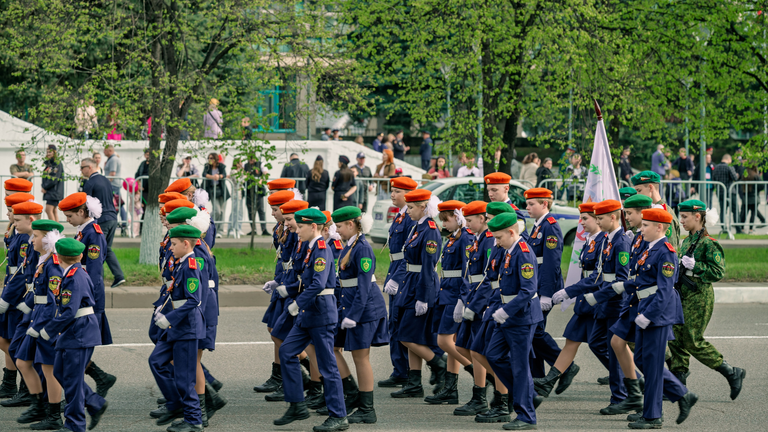 День Победы в Новокузнецке, 2025 год. Антон Непочатых — Большой мужской фотограф