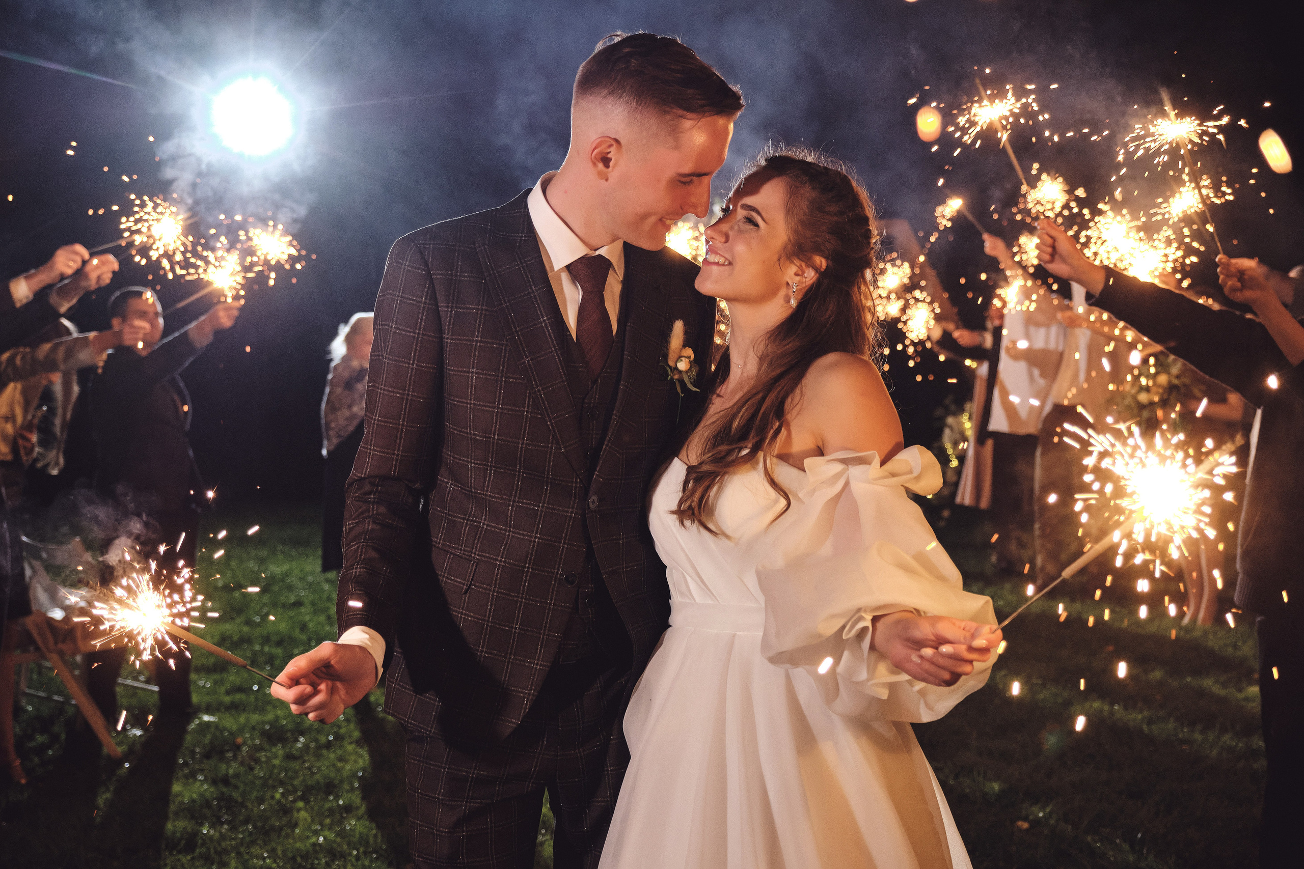 Фотограф Цвайгерт. Подрядчики и друзья сети свадебных площадок House for wedding