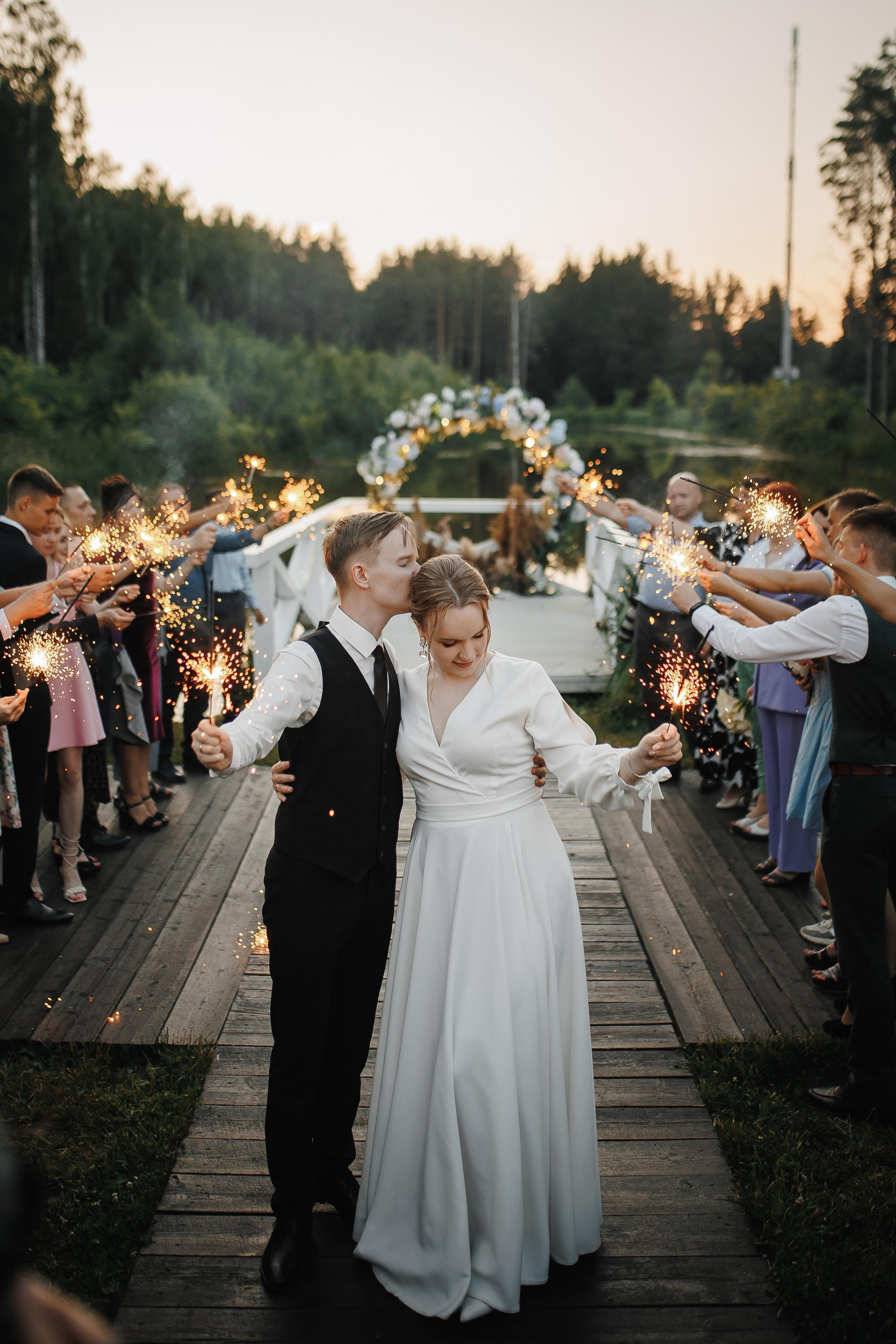 Фотограф Повольнов. Подрядчики и друзья сети свадебных площадок House for wedding