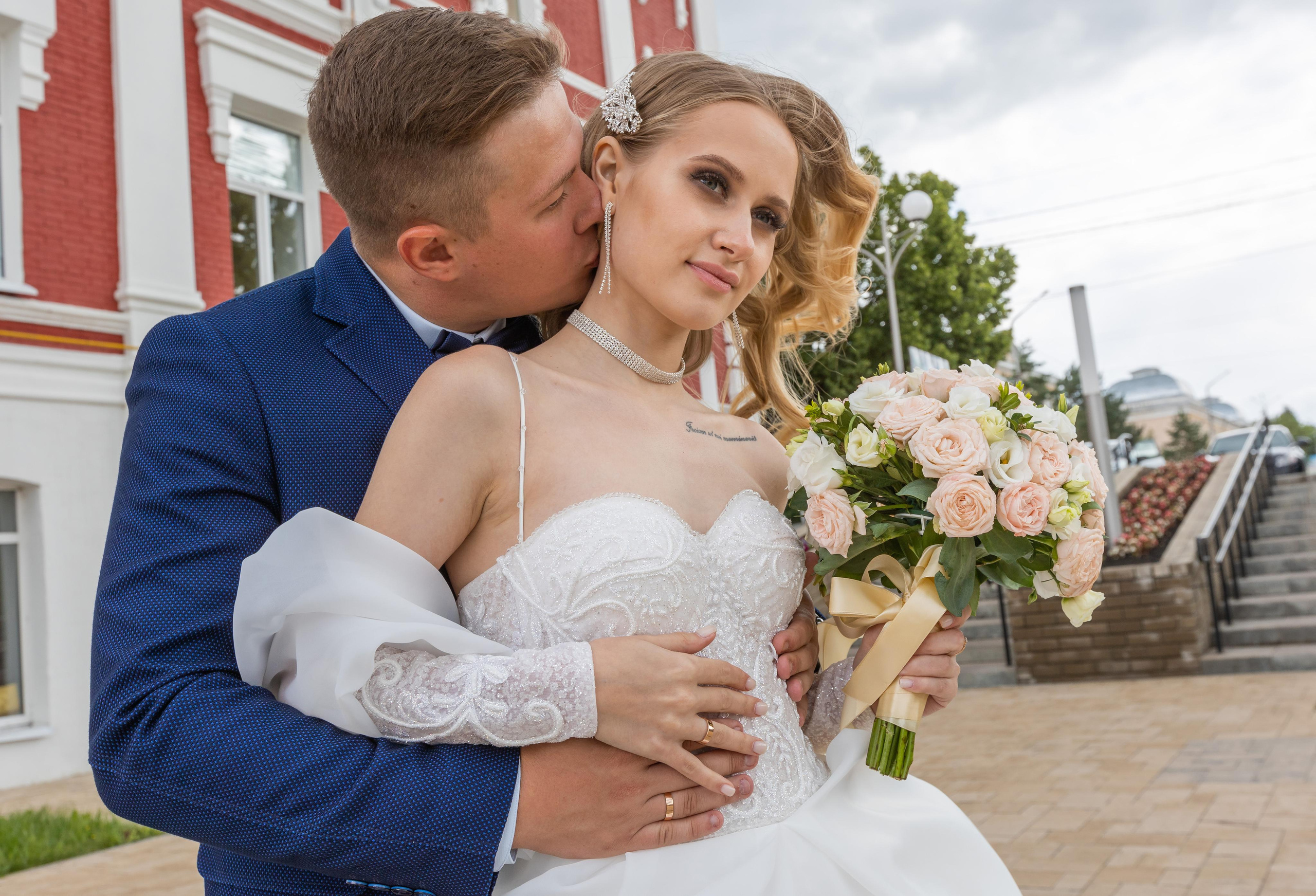 Кирилл и Ксения. Фотограф Петров Александр Свадьбы, Съемка в студии, Выпускные альбомы г. Балашов