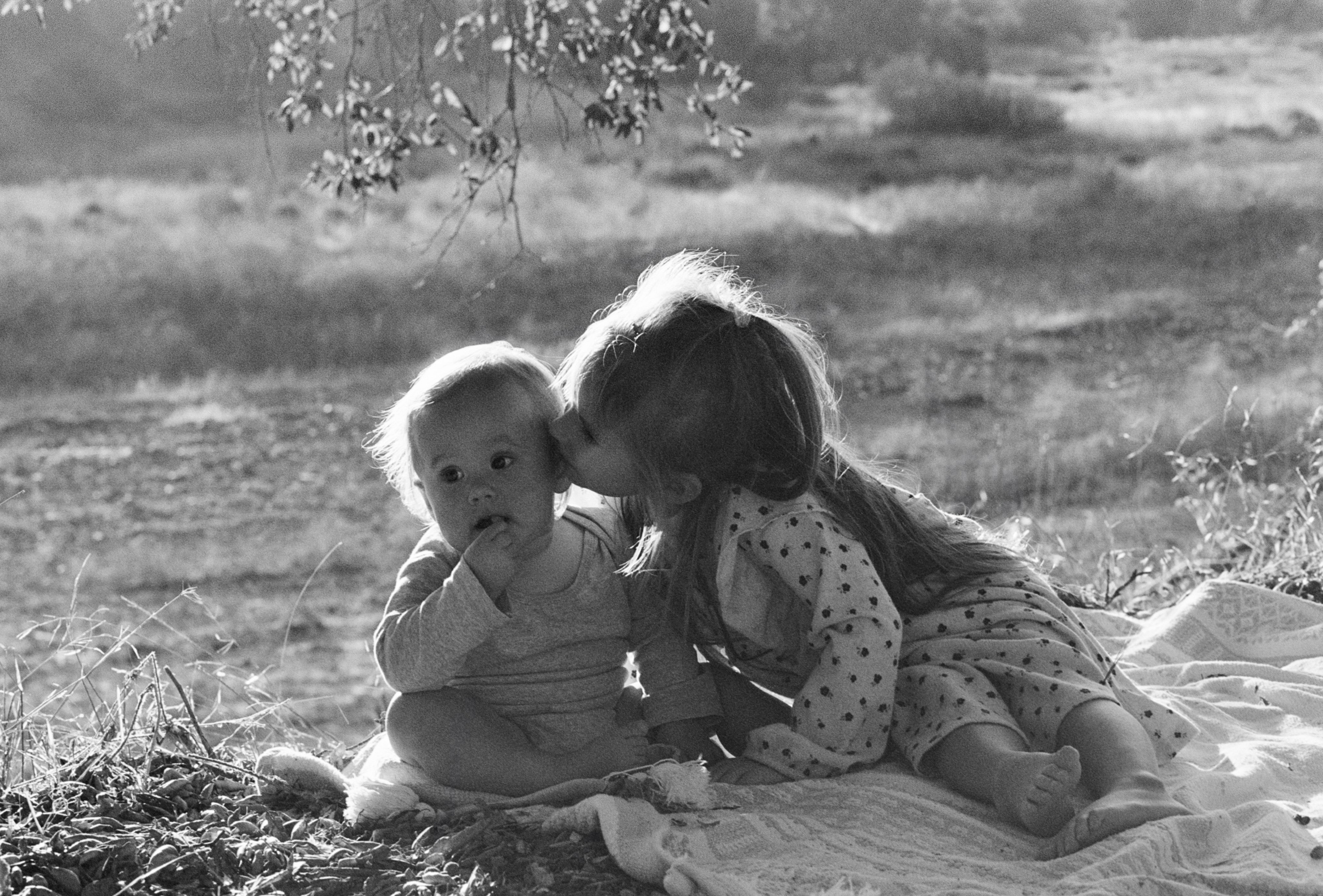 Family. Film photographer in Los Angeles Anastasiya Pankova