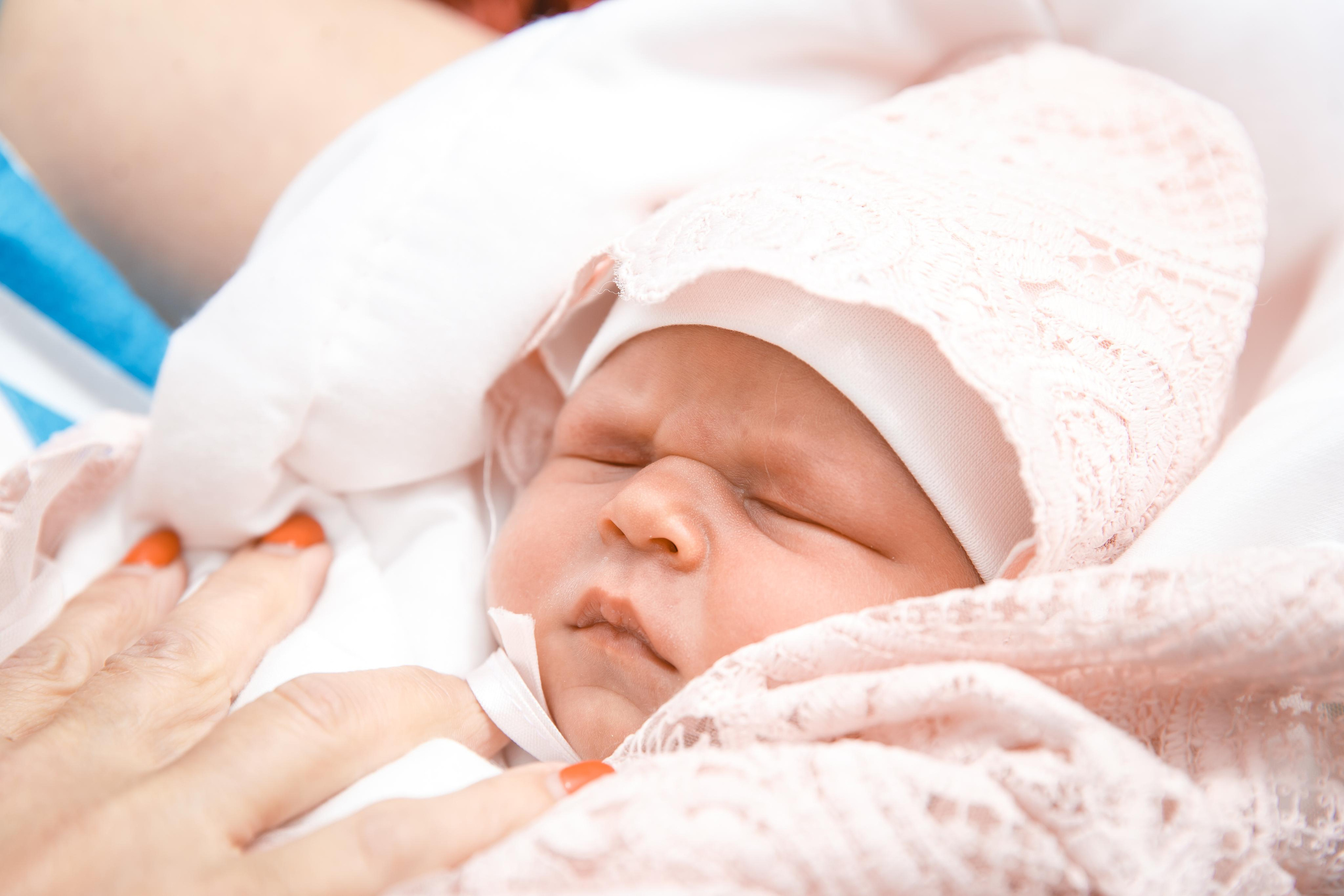 Выписка из Роддома. Семейный и детский фотограф в Ростове-на-Дону