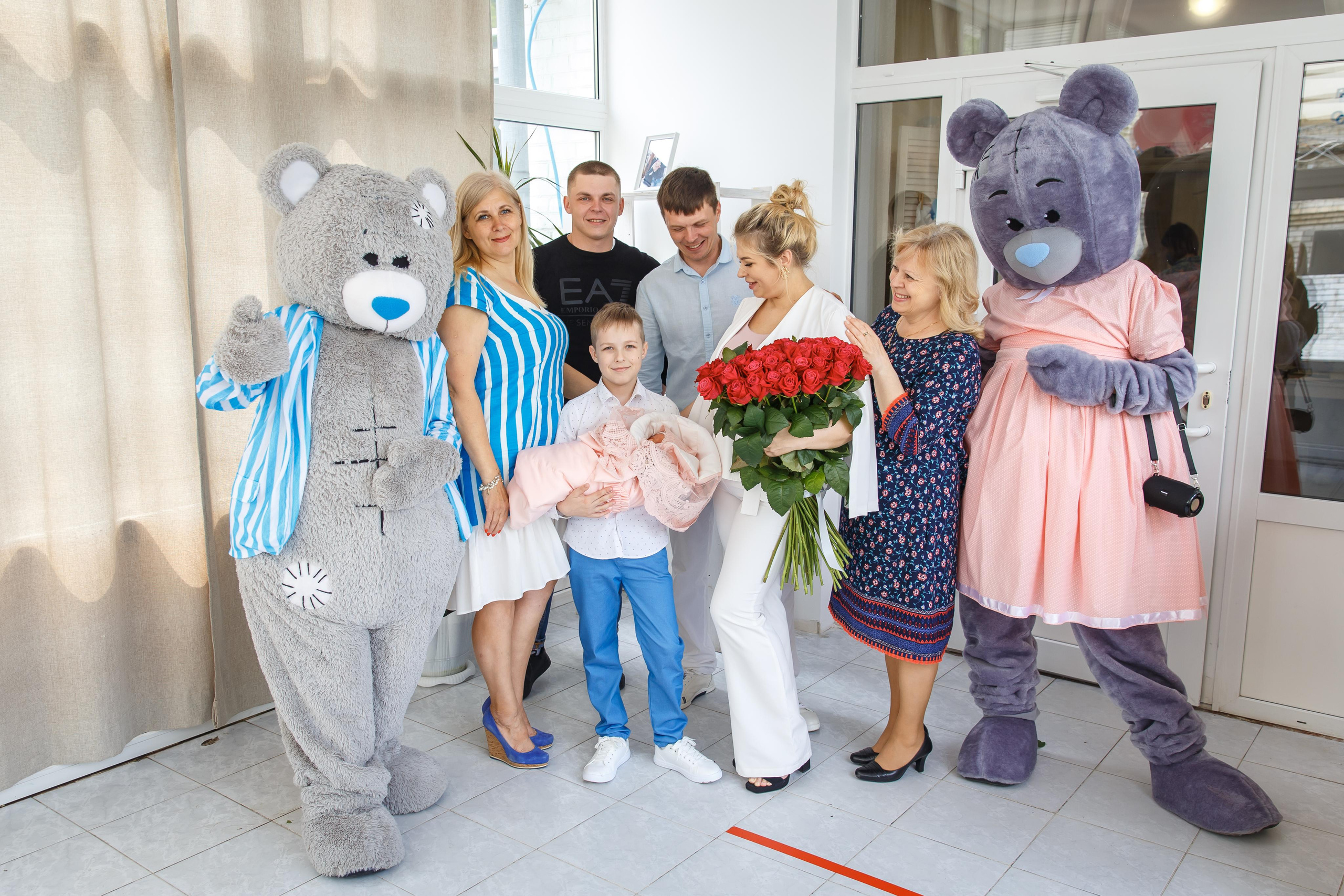 Выписка Евы из роддома ЦГБ. Семейный и детский фотограф в Ростове-на-Дону