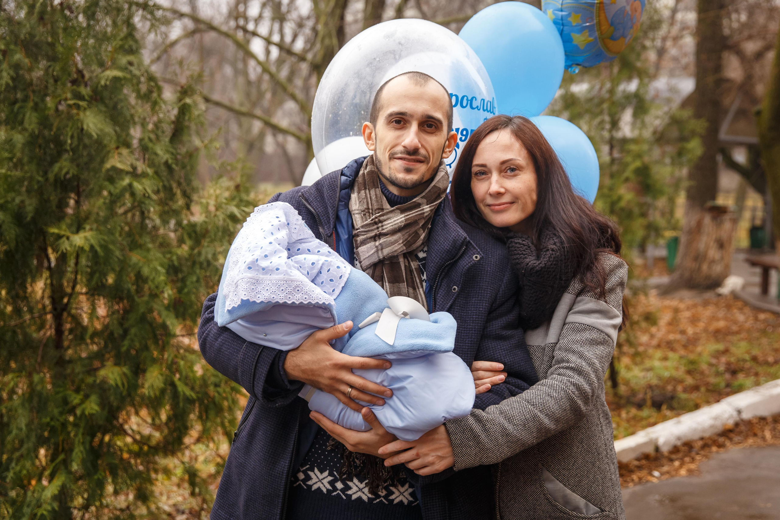 Выписка из роддома с домашней частью. Семейный и детский фотограф в Ростове-на-Дону