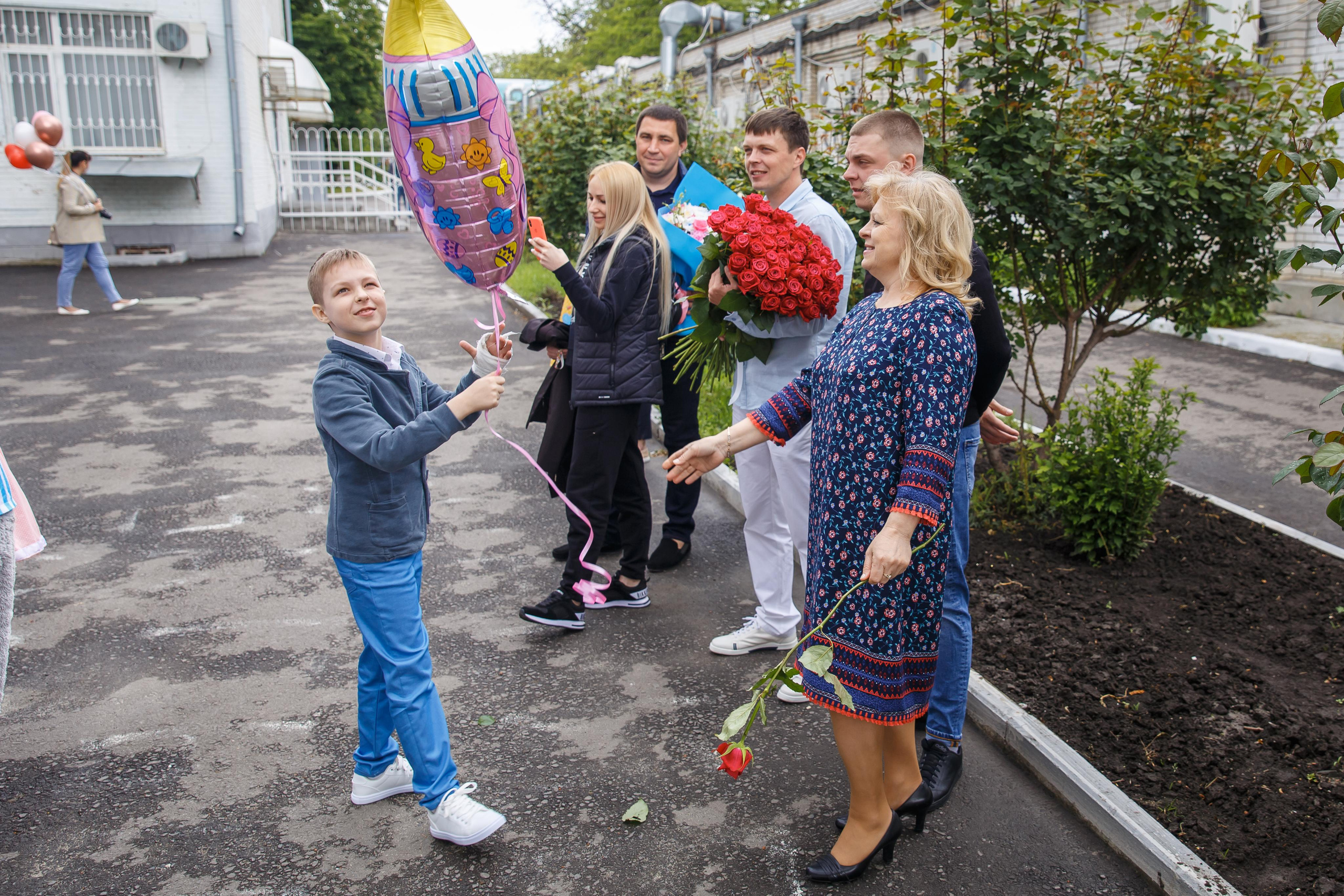 Выписка Евы из роддома ЦГБ. Семейный и детский фотограф в Ростове-на-Дону