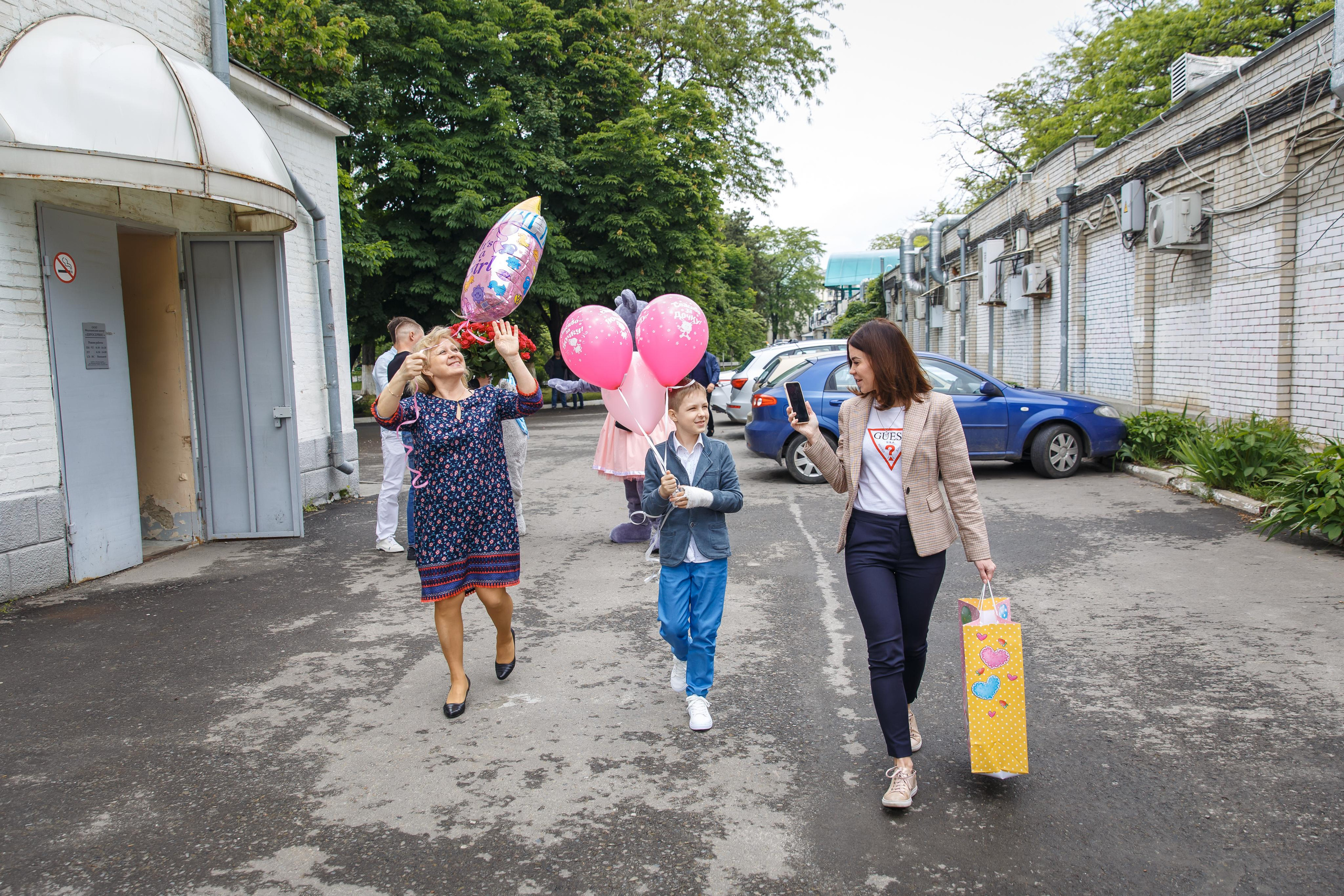 Выписка Евы из роддома ЦГБ. Семейный и детский фотограф в Ростове-на-Дону