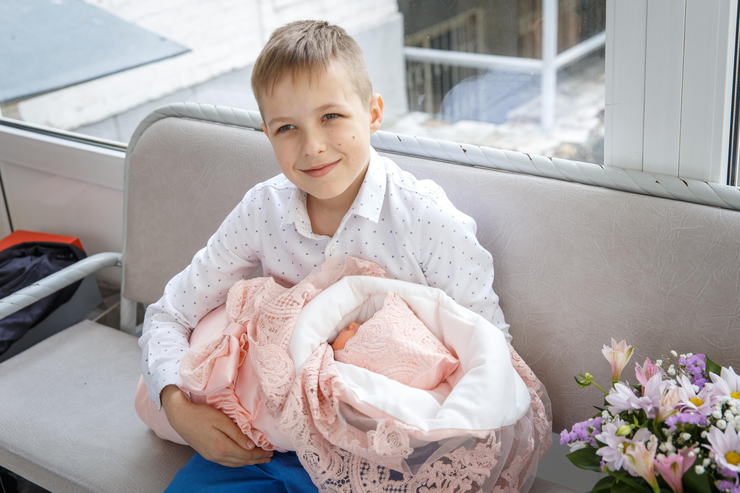 Выписка Евы из роддома ЦГБ. Семейный и детский фотограф в Ростове-на-Дону