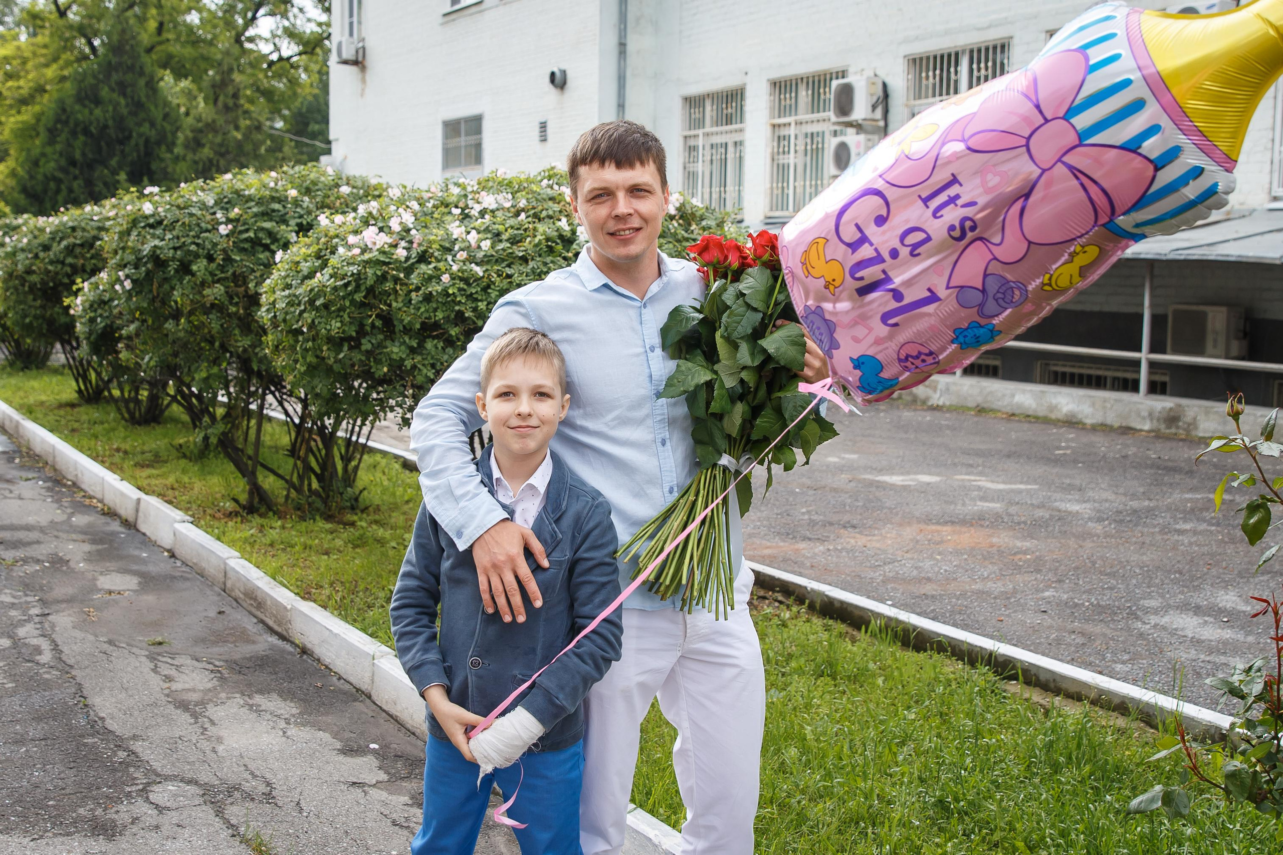 Выписка Евы из роддома ЦГБ. Семейный и детский фотограф в Ростове-на-Дону