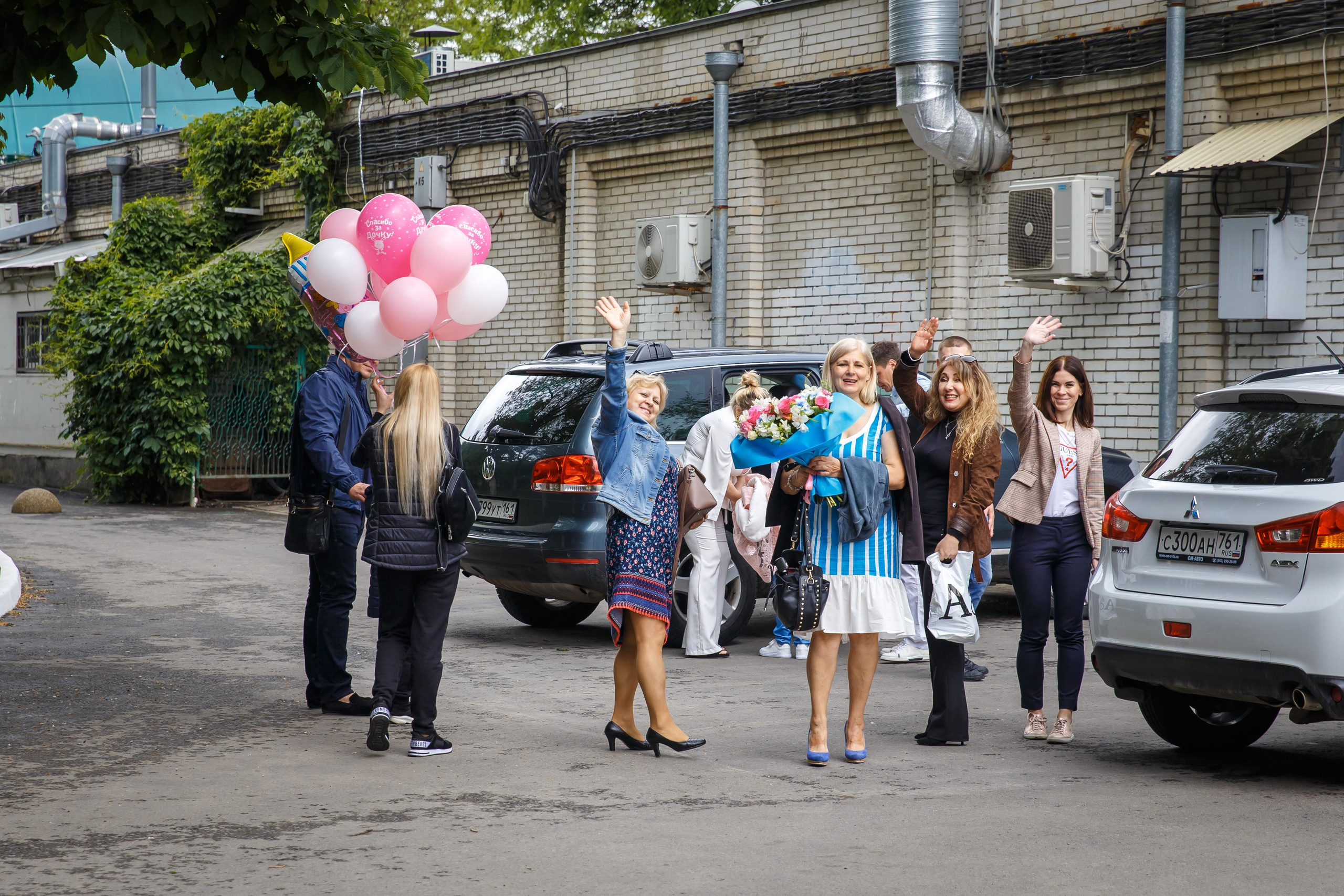 Выписка Евы из роддома ЦГБ. Семейный и детский фотограф в Ростове-на-Дону