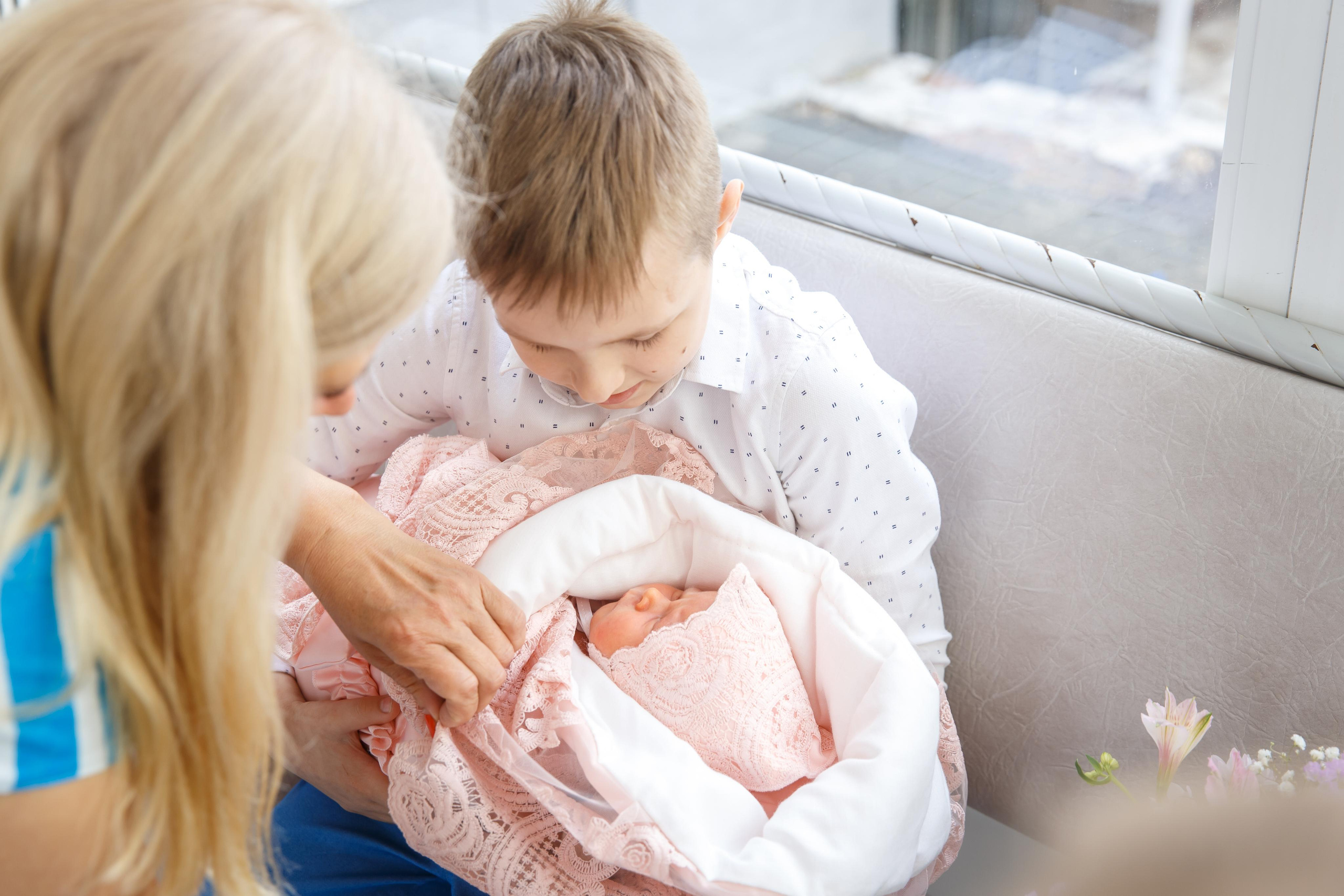 Выписка Евы из роддома ЦГБ. Семейный и детский фотограф в Ростове-на-Дону