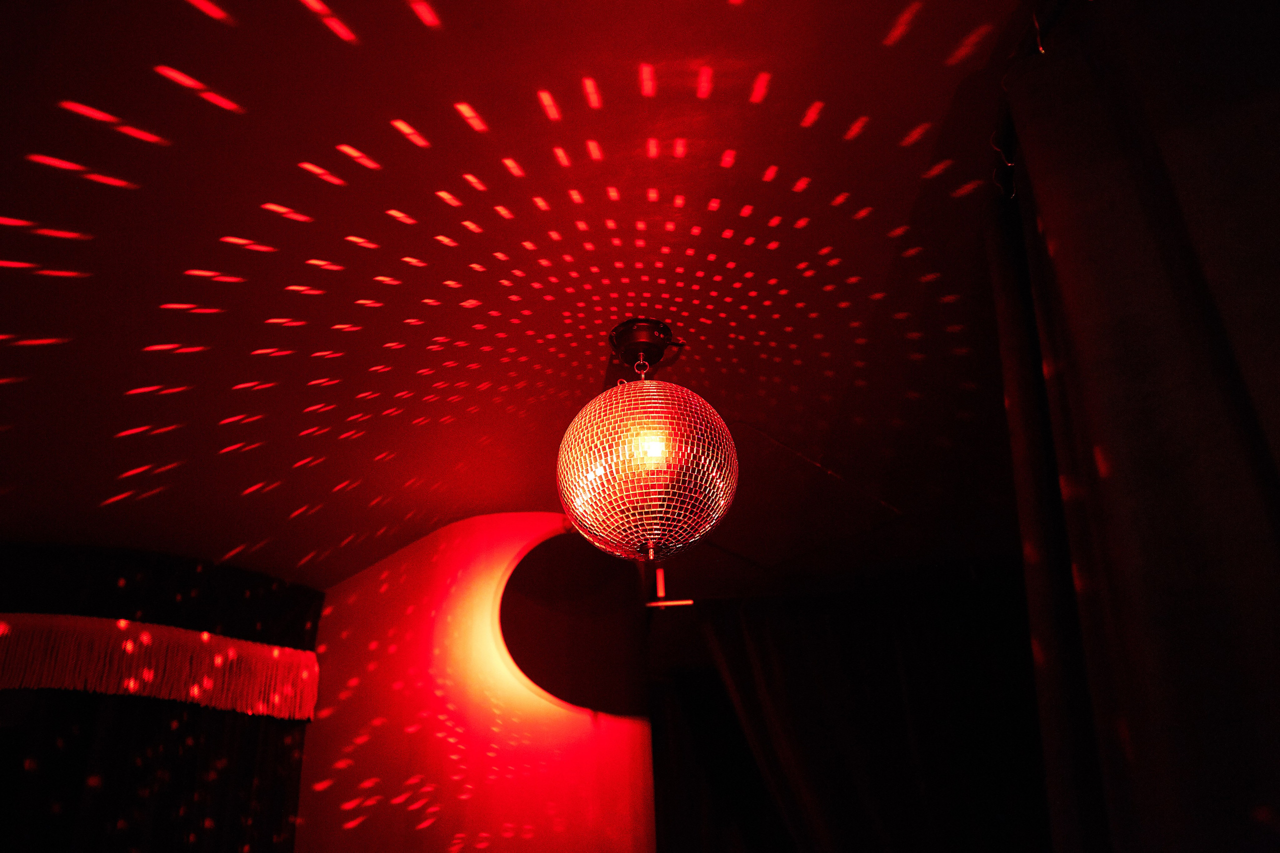 Фотограф на мероприятие в Москве, заказать услуги фотосъёмки — Цены и стоимость услуг профессионального фотографа мероприятий