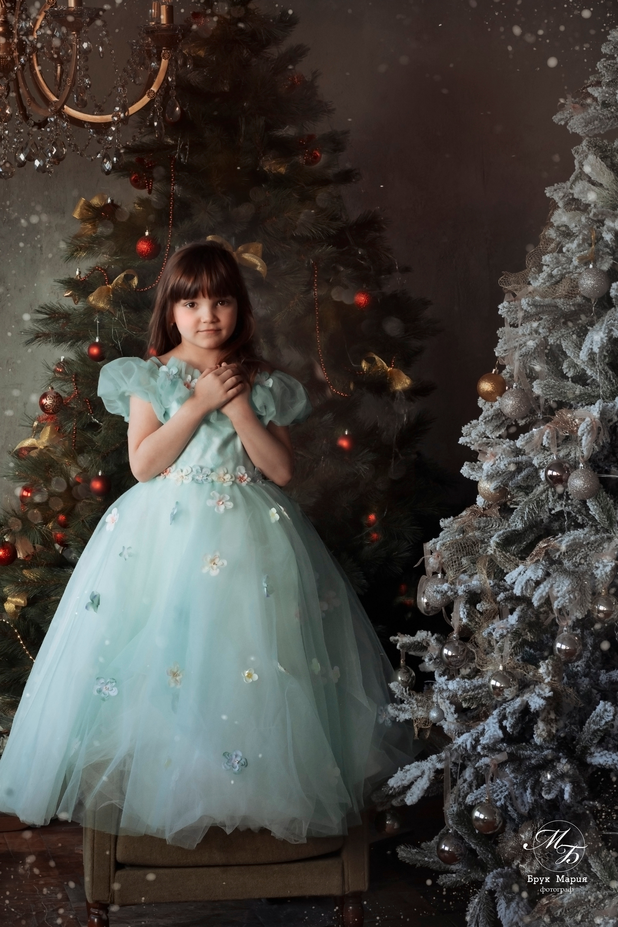 Школьная фотосессия выпускников 4 класса. Художественный фотограф в Екатеринбурге Брук Мария