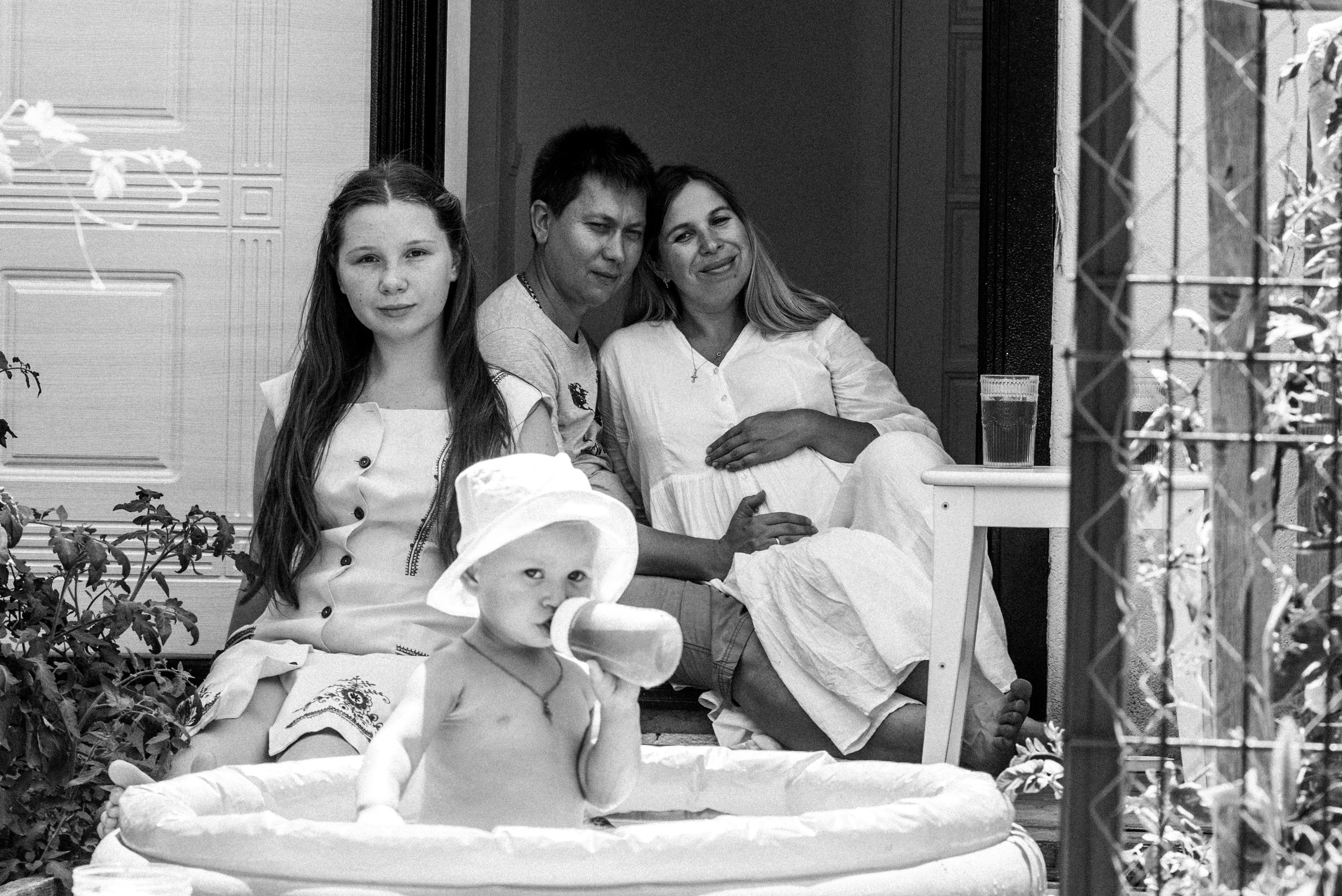 Семья Марины дома. Семейный фотограф в Севастополе Куценко Светлана