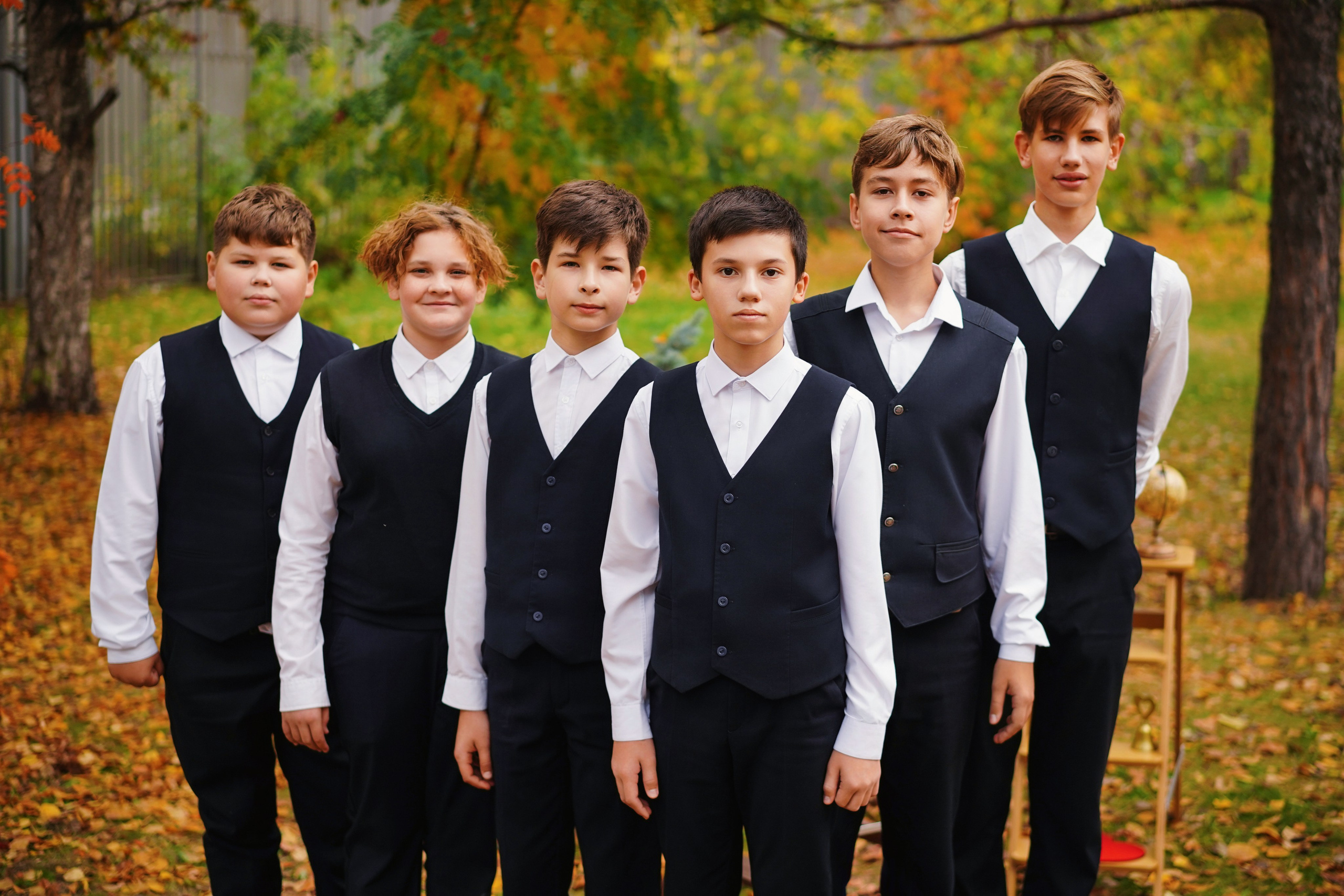 Виньетка + портреты. GOTRA — выпускные альбомы в Тюмени