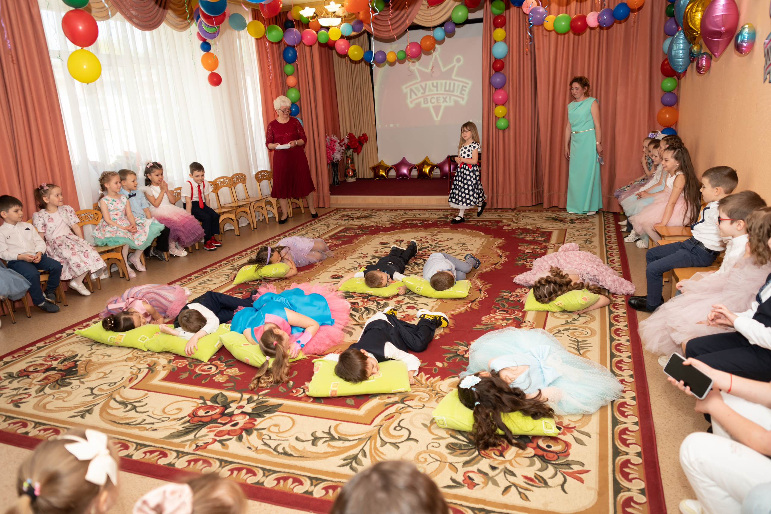 Фотосъемка в детском саду. Семейный и детский фотограф в Москве Евгения Миронова