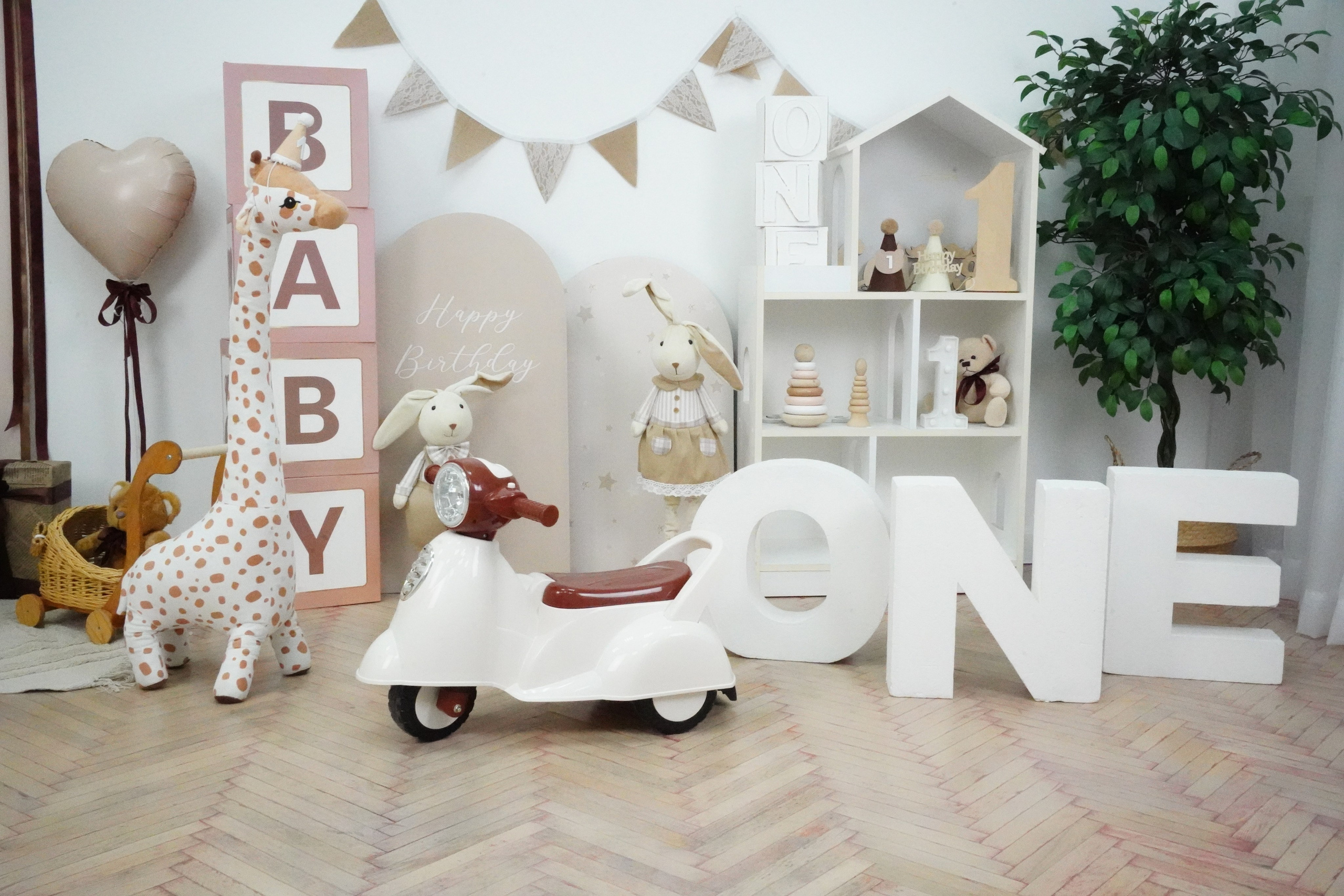 Наши Новые Фотозоны. Детская Фотостудия ГОДОВАСИКИ в Санкт-Петербурге фотосесия на годик