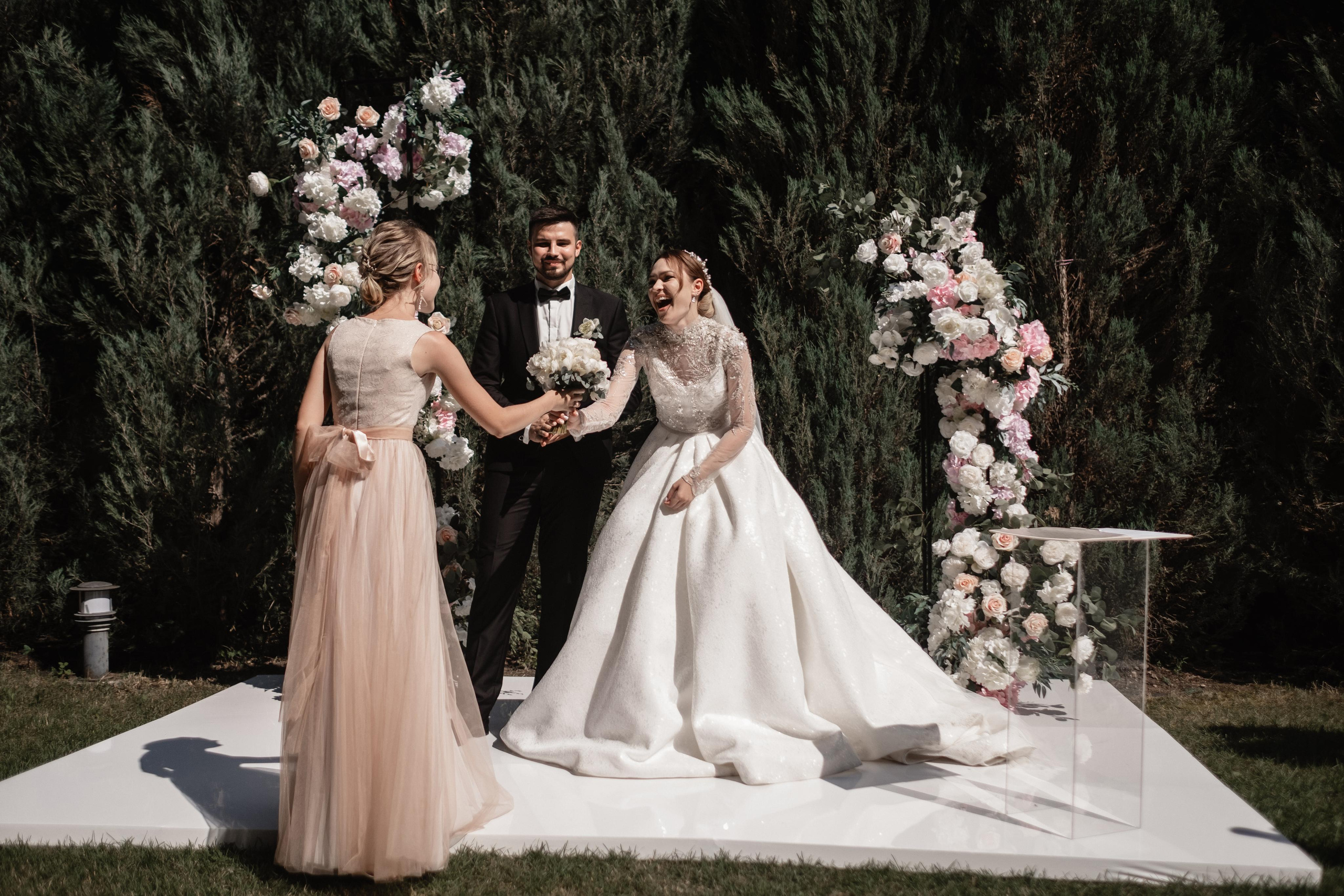 Выездная регистрация брака