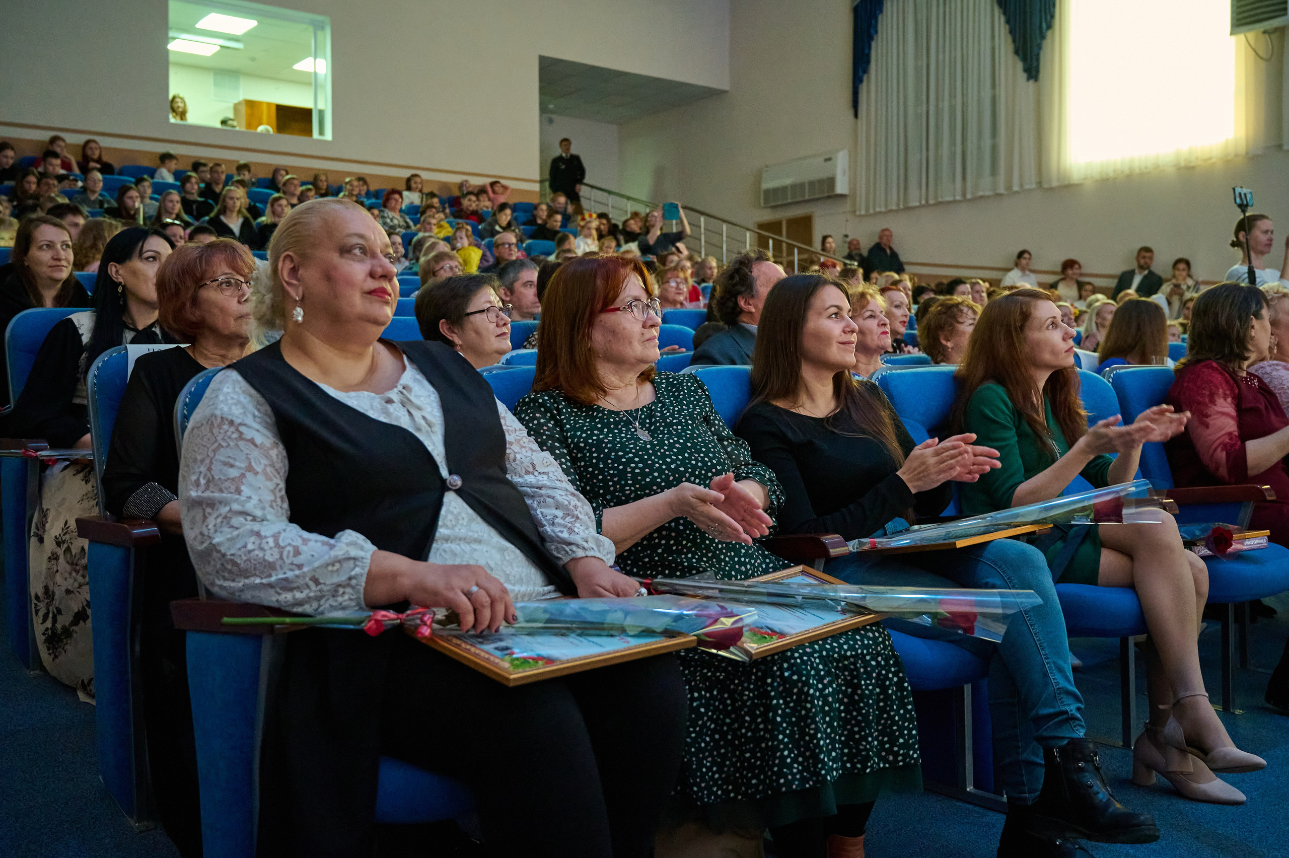 8 марта Марьина роща. Жизнь курорта Кабардинка в фотографиях