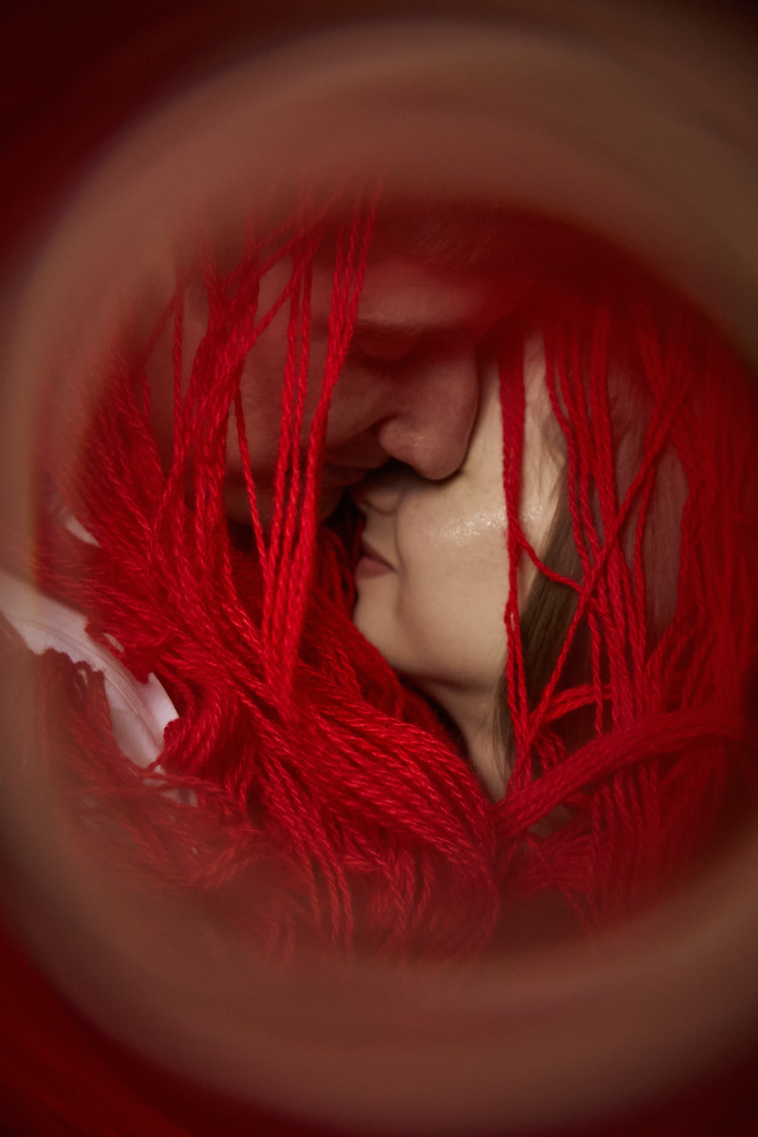 «Связанные одной нитью». Свадебный и креативный фотограф в ЮФО и МСК