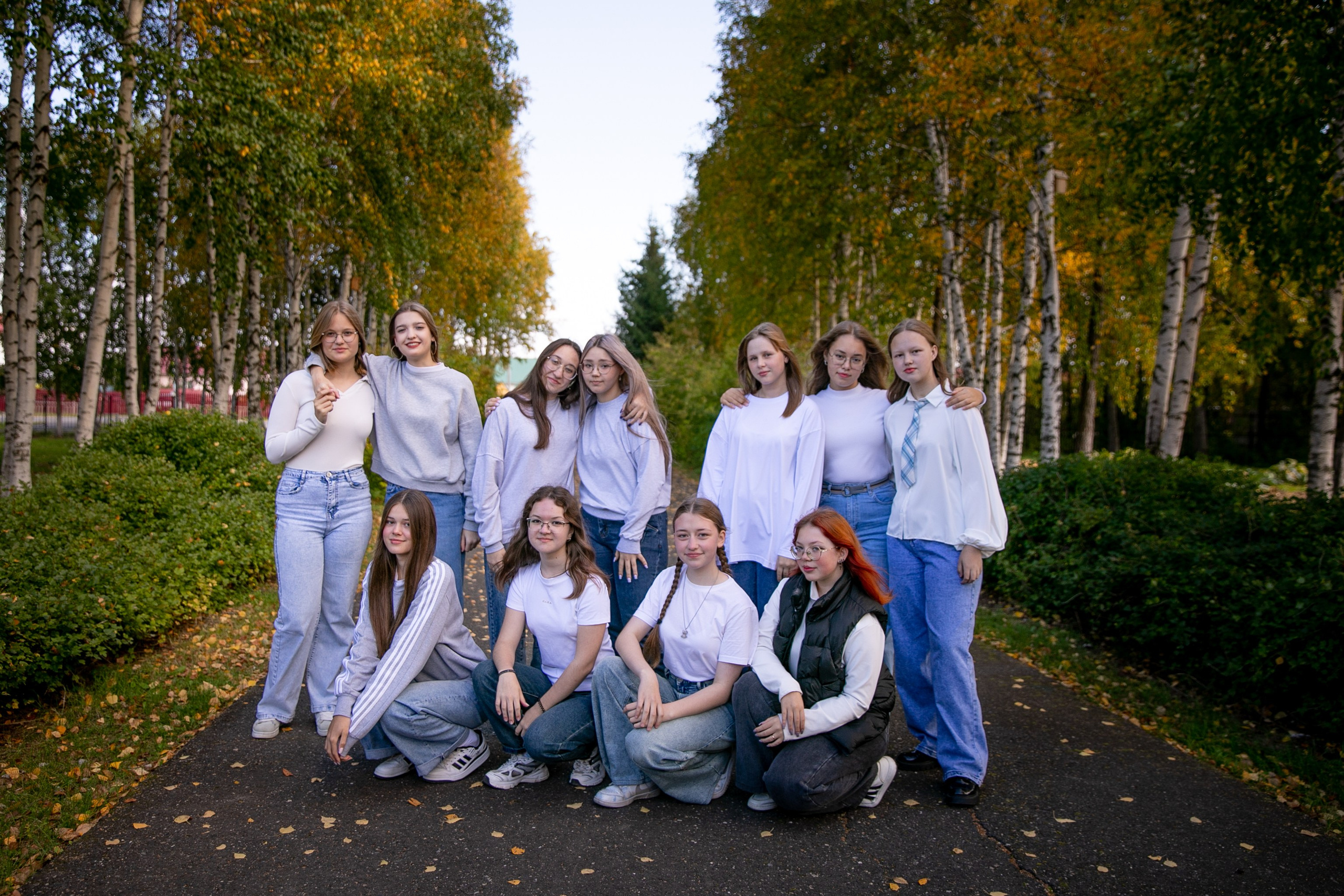 Выпускные альбомы 9-11 классы. Семейный и детский фотограф София Шарабурко, Томская область