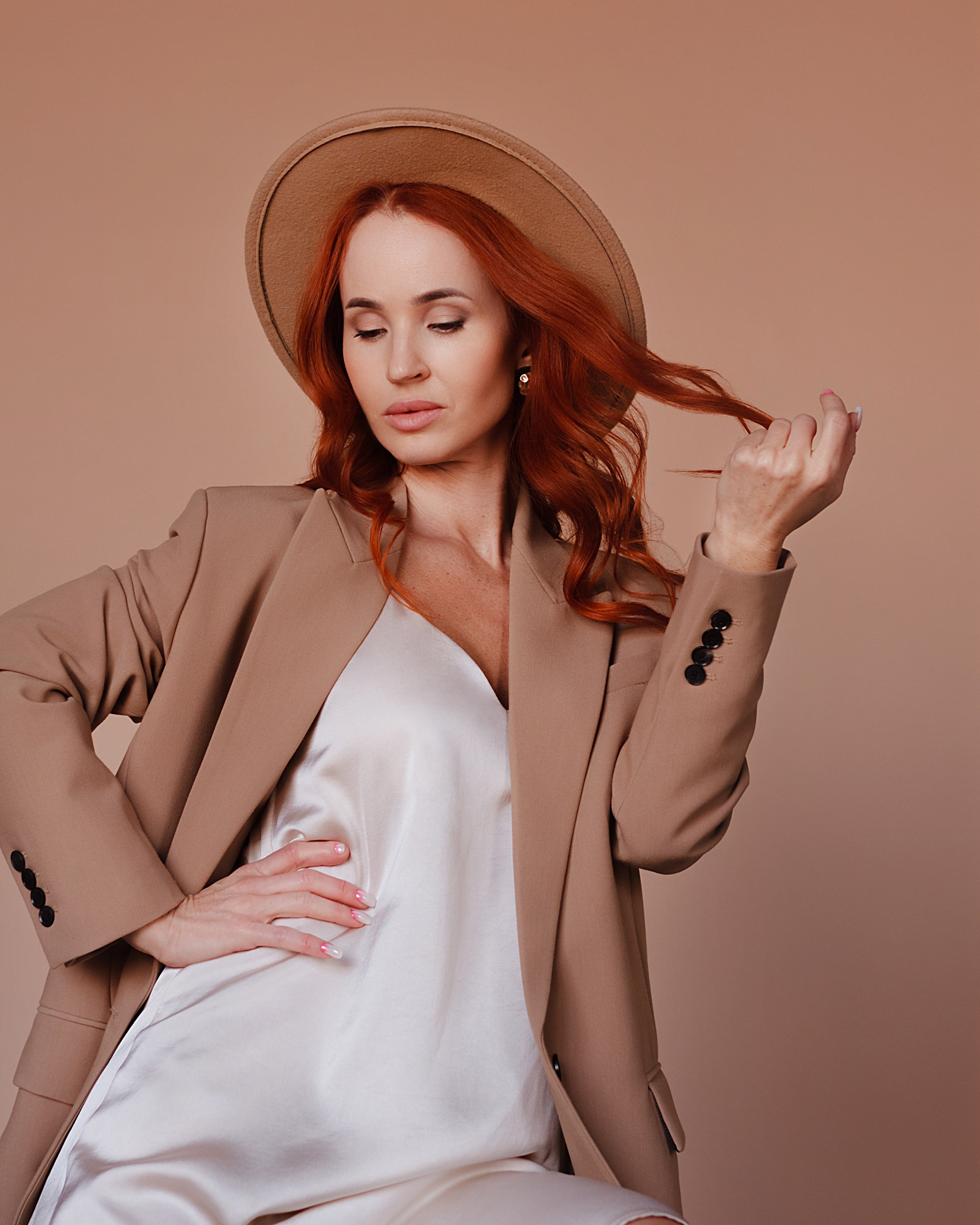 Портфолио — Женский портрет — фотограф Анастасия Инвиш. Эротическая фотосессия в стилю ню в Москве — заказать ню фотосессию от 19 800 руб!