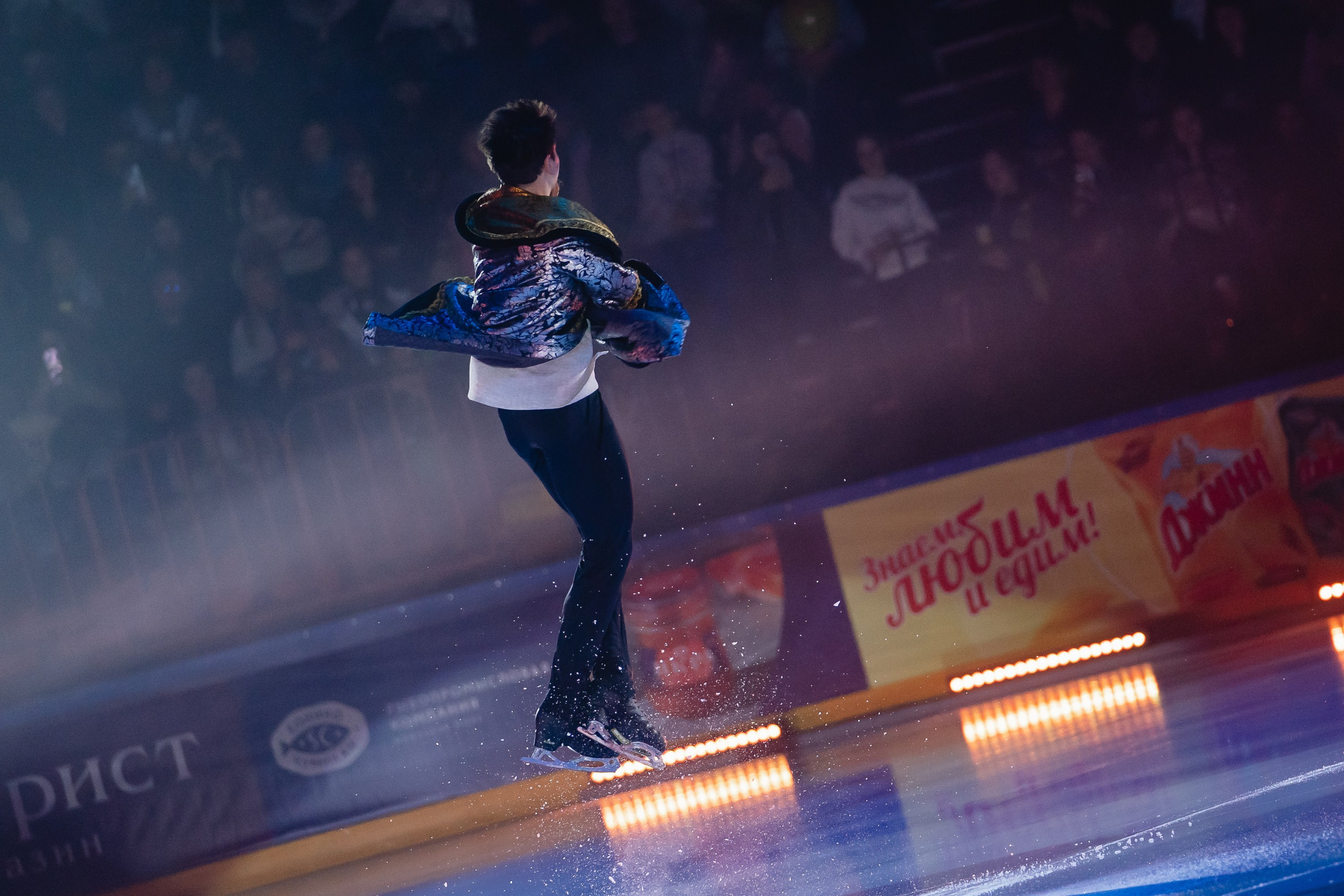 Шоу «Чемпионы на льду» в Новосибирске. Воробьева Ксения — Спортивный и танцевальный фотограф Новосибирск