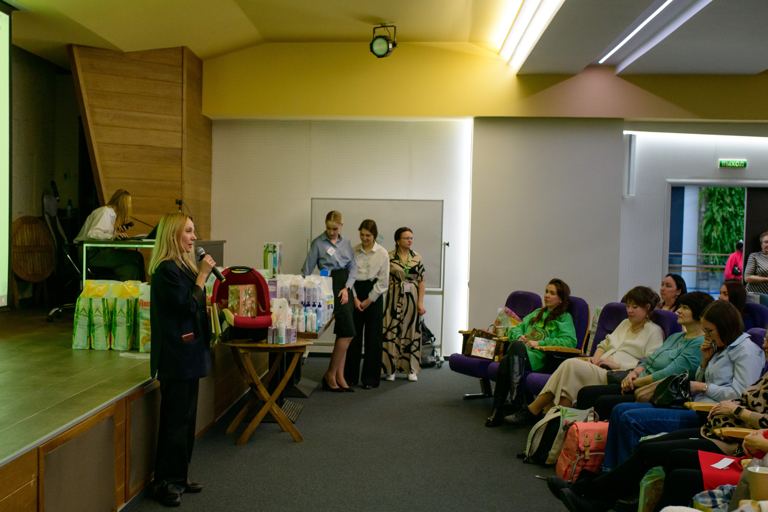 Фотоотчет праздника материнства ноябрь 2024 г. Профессиональный фотограф Елена Красилина г.Ярославль, г. Рыбинск