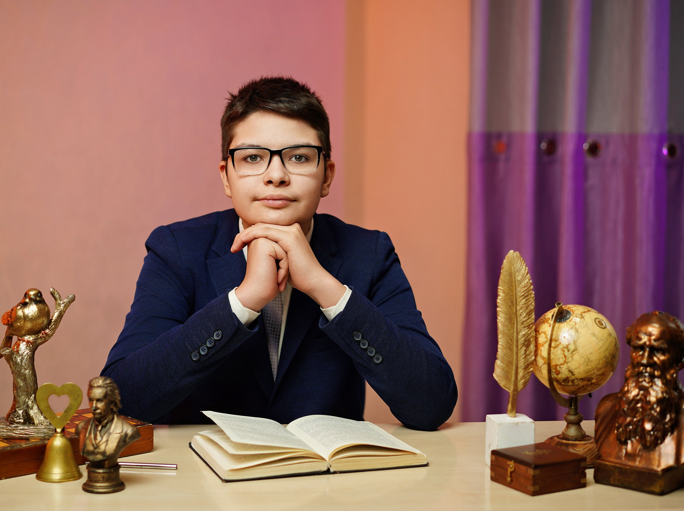 Виньетка + портреты. GOTRA — выпускные альбомы в Тюмени