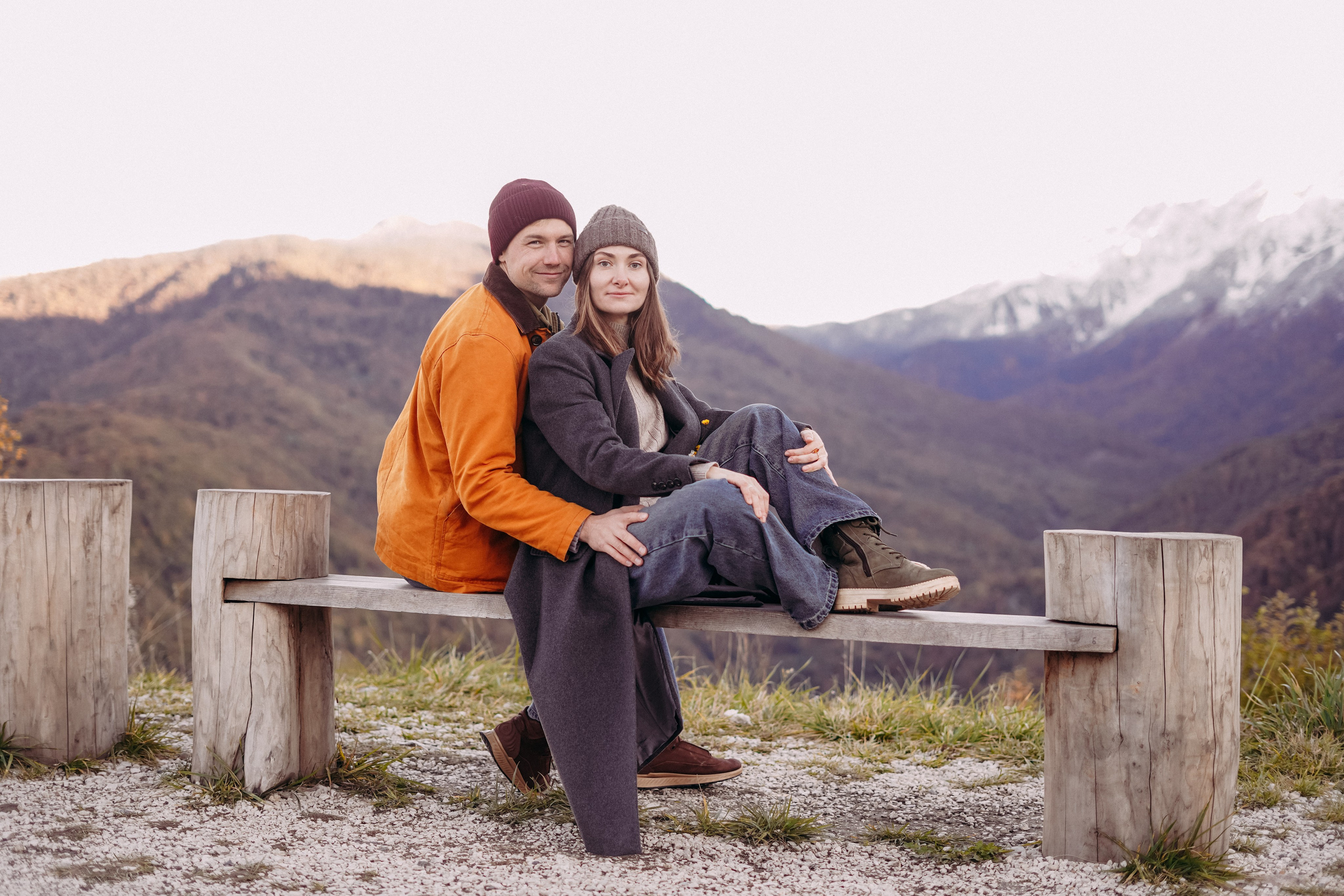 Алексей, Анна и Валентина в Горной Олимпийской деревне. Фотограф в Сочи и Абхазии | Фототуры | September Air