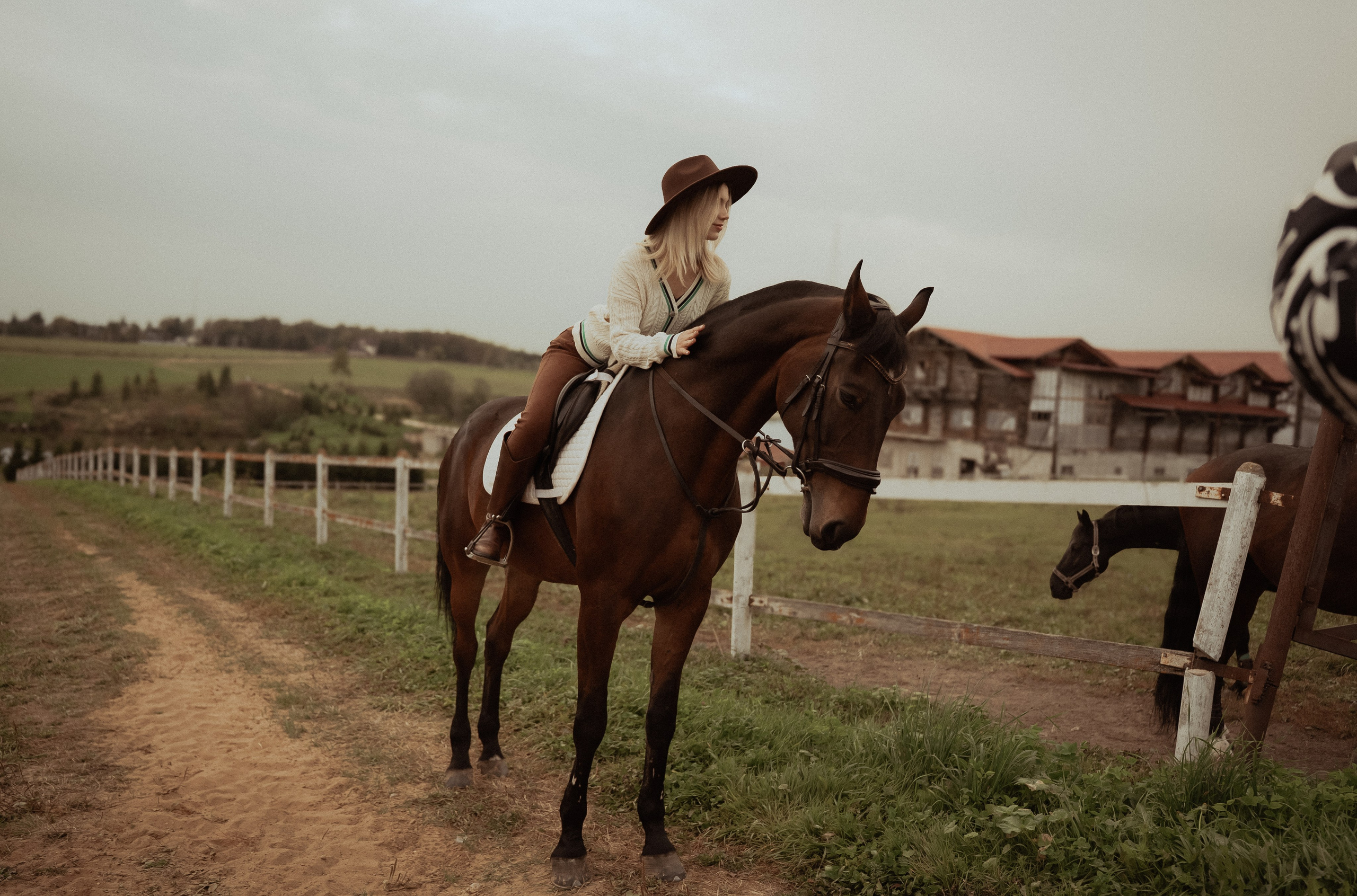 Элегия в седле 📸+🎬. Видеограф / Фотограф  — Яна Спащанская