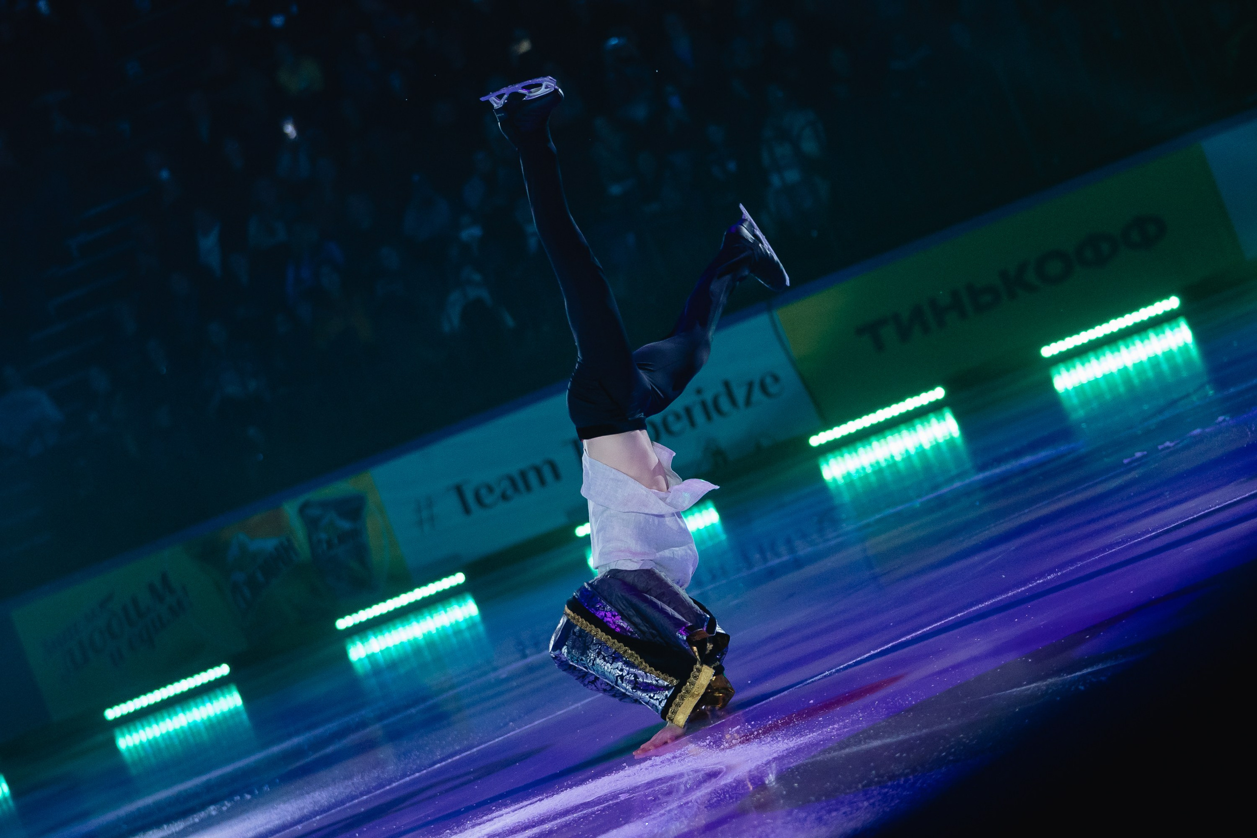 Шоу «Чемпионы на льду» в Новосибирске. Воробьева Ксения — Спортивный и танцевальный фотограф Новосибирск